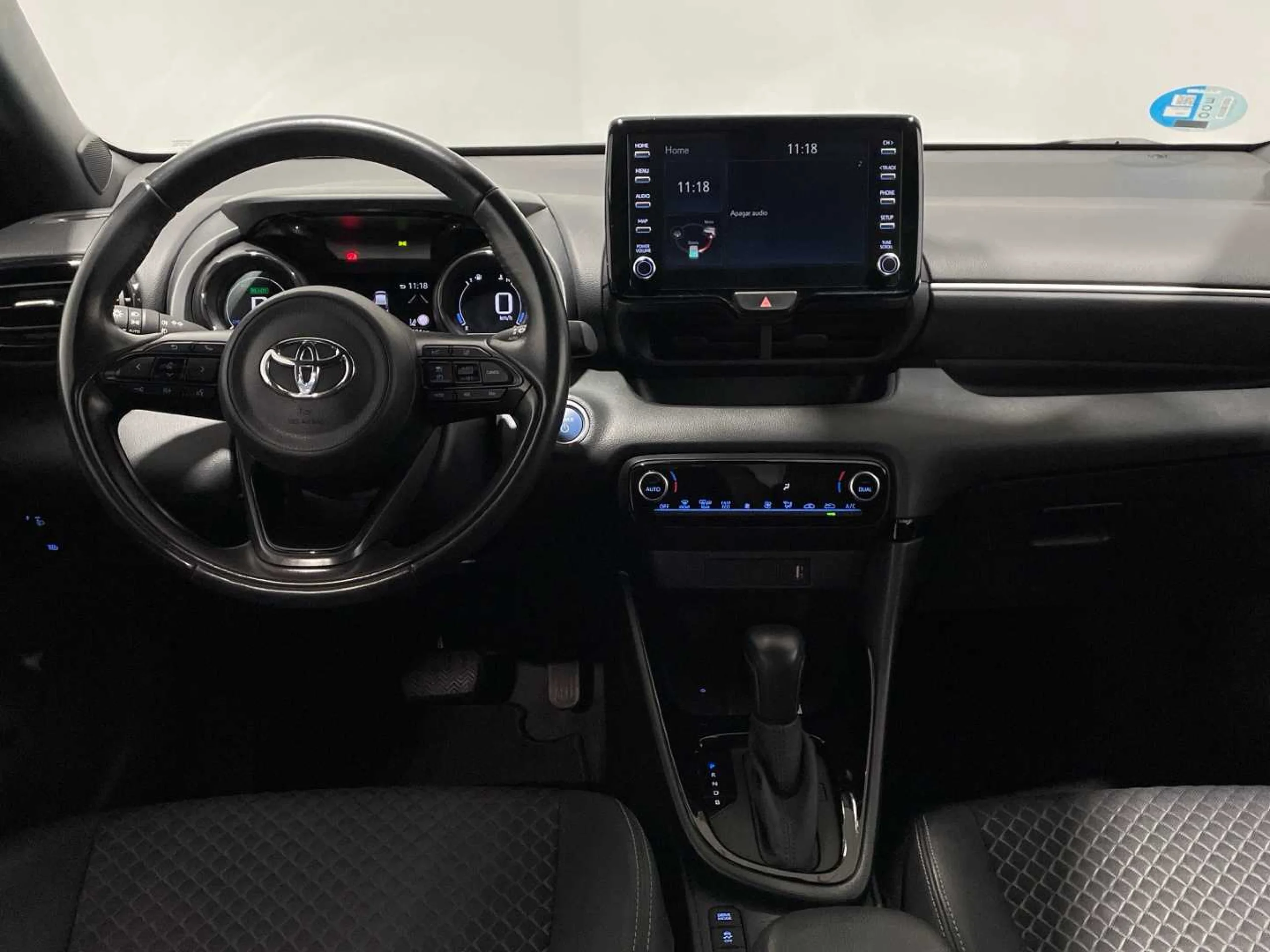 Toyota Yaris 120H Style - Foto 9