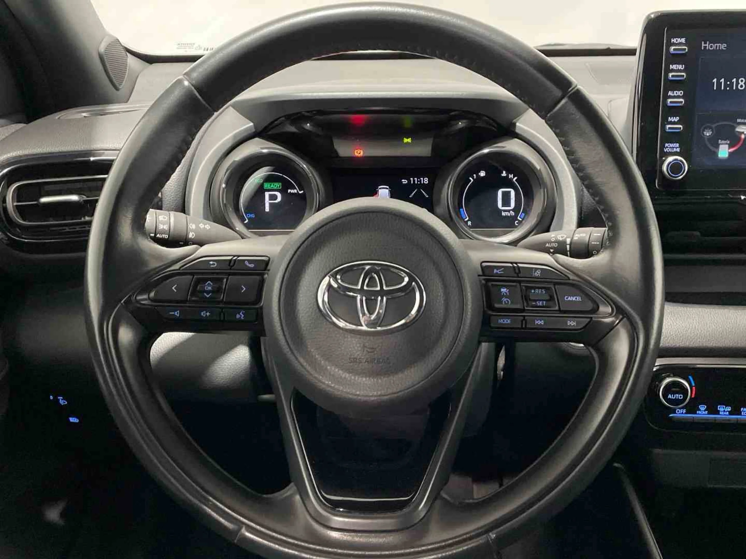 Toyota Yaris 120H Style - Foto 10