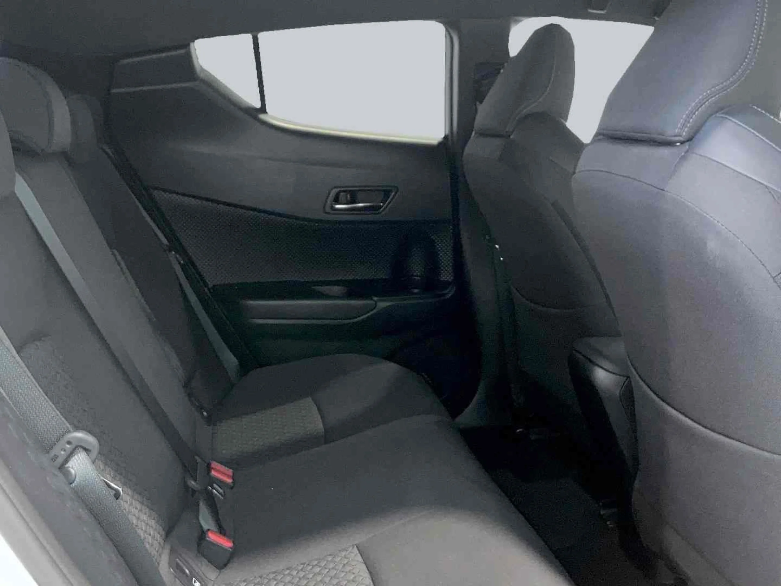 Toyota C-HR 125H Advance - Foto 7