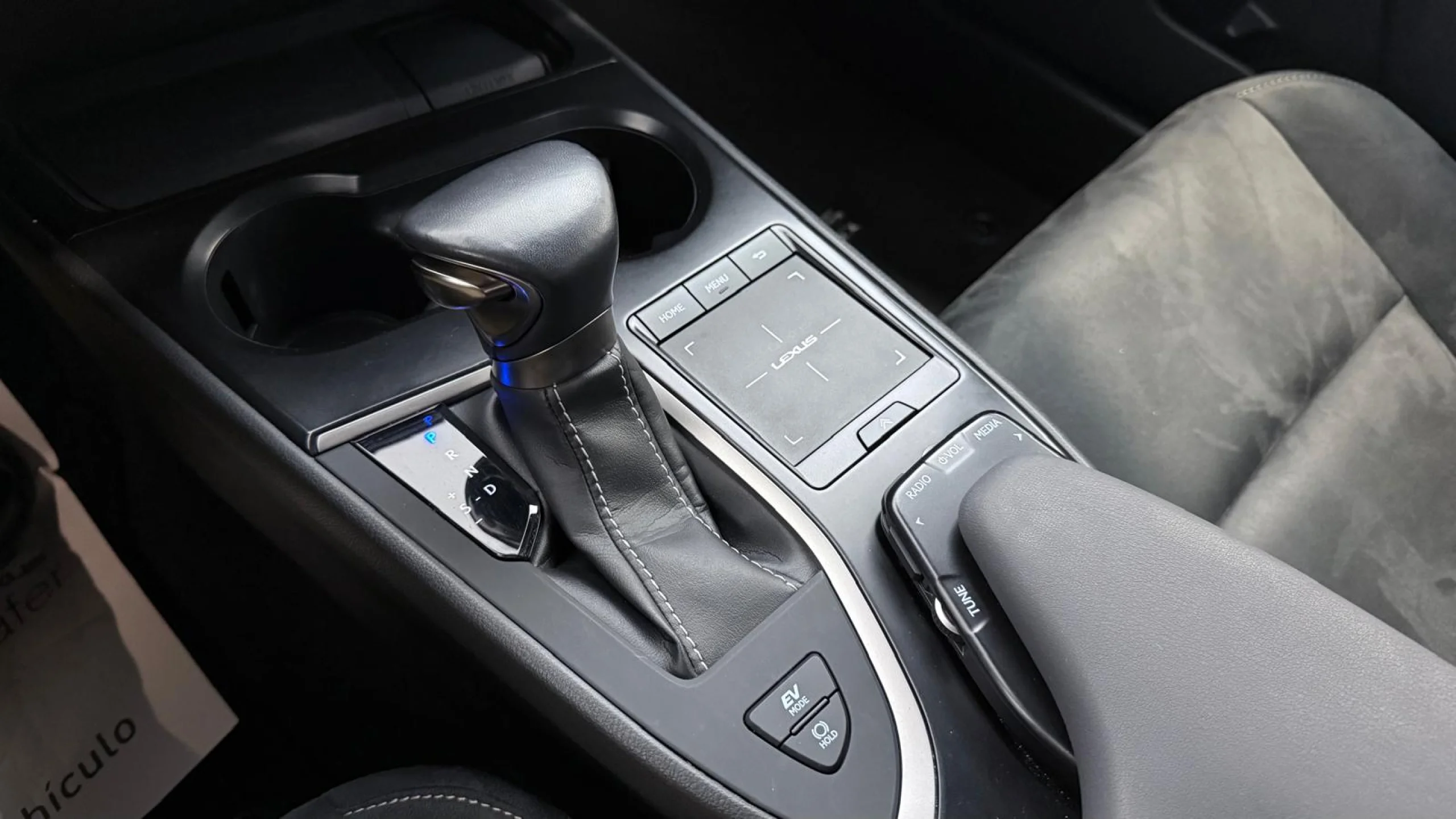 Lexus UX 250h UX250H BUSSINES 2WD - Foto 9