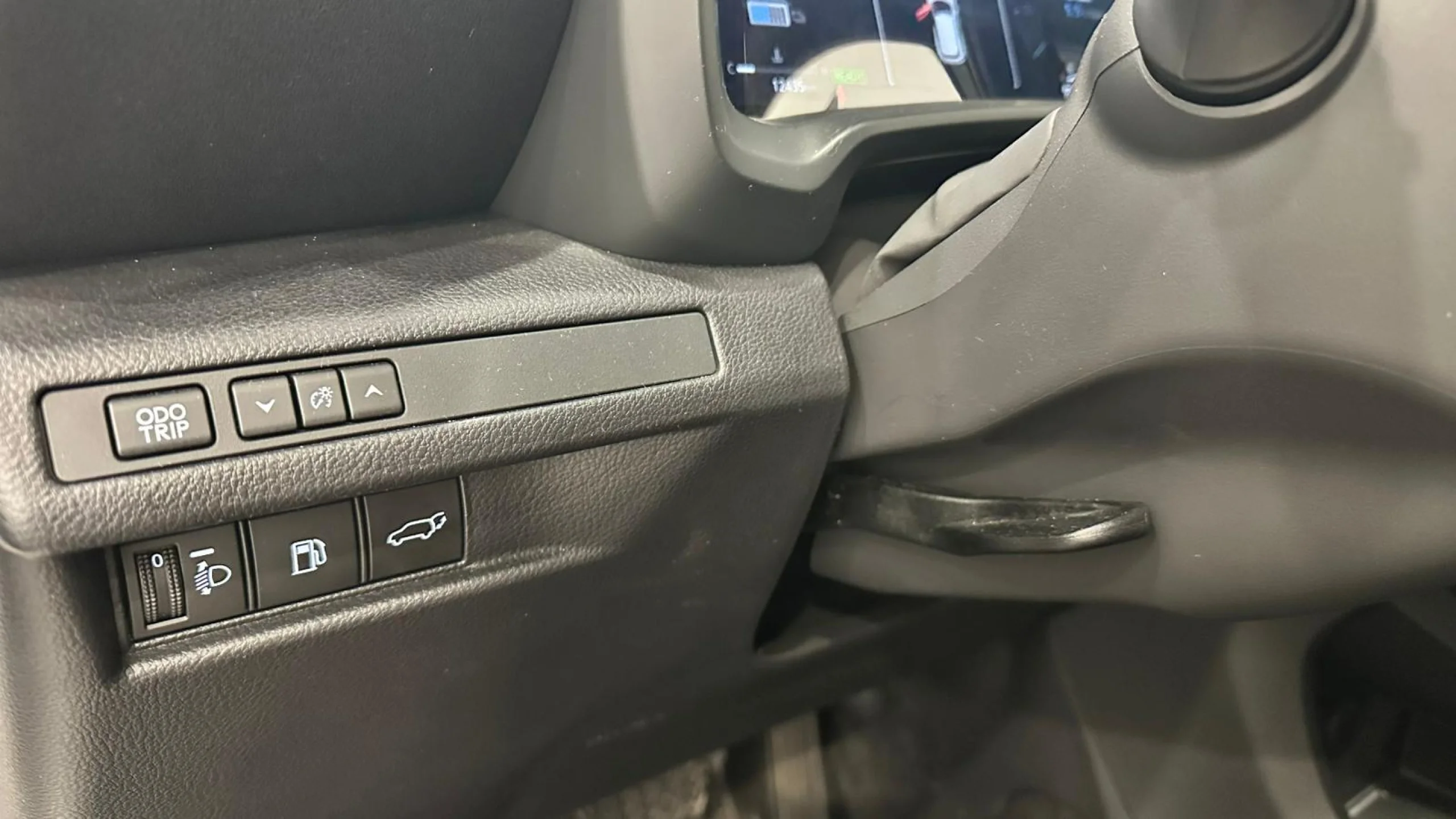 Lexus LBX EMOTION+ - Foto 18