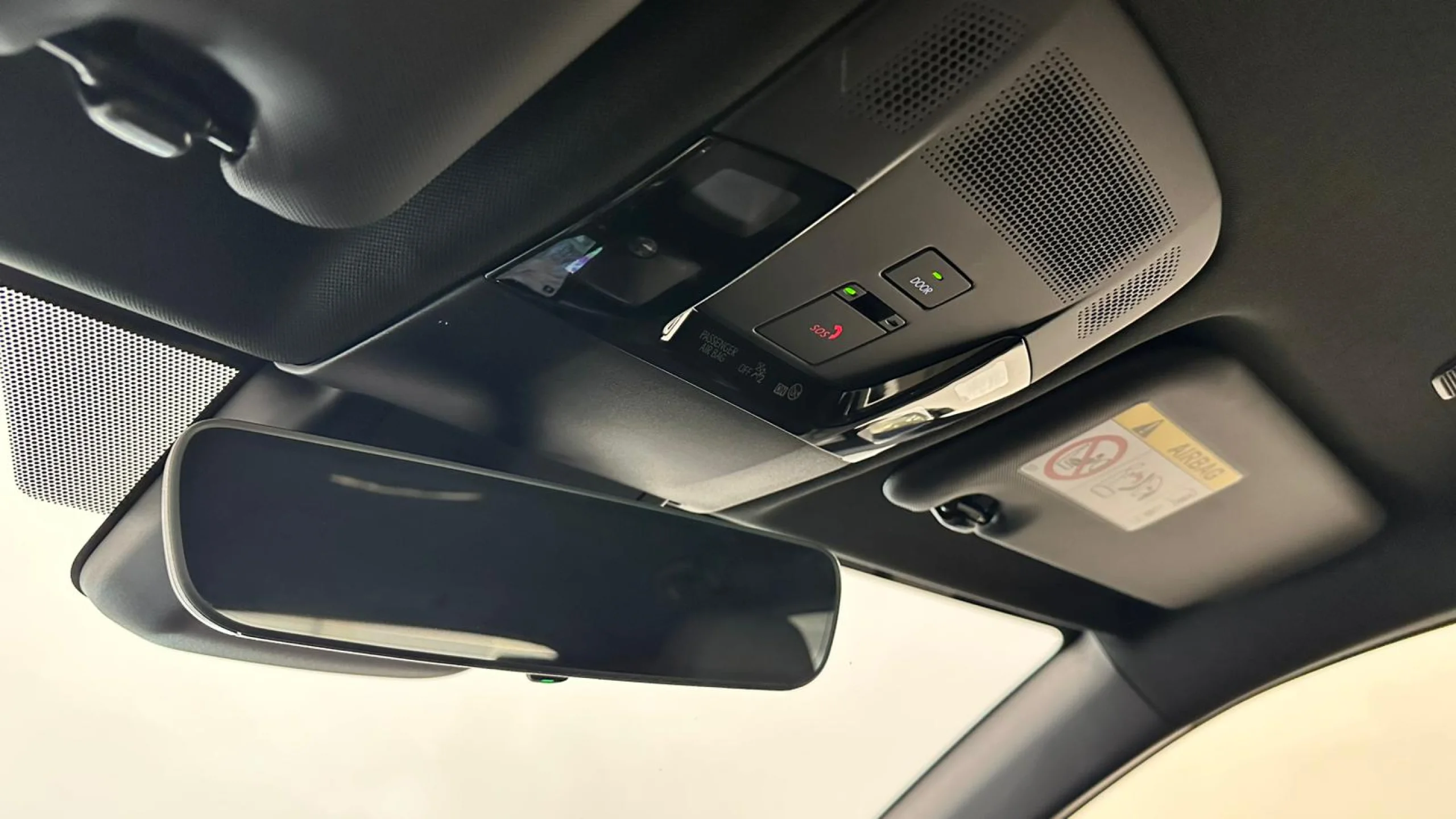 Lexus LBX EMOTION+ - Foto 15