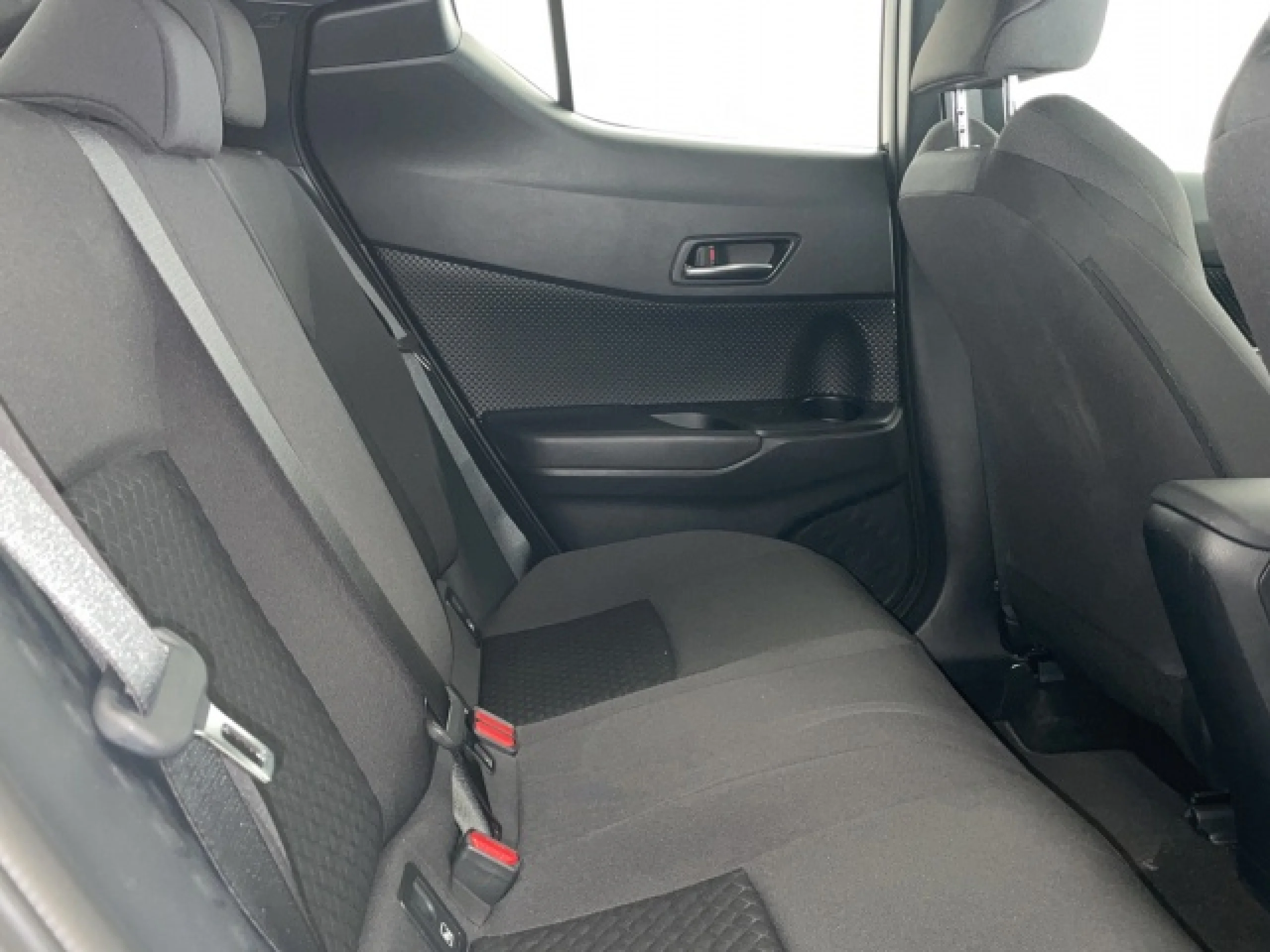 Toyota C-HR 125H Advance - Foto 8