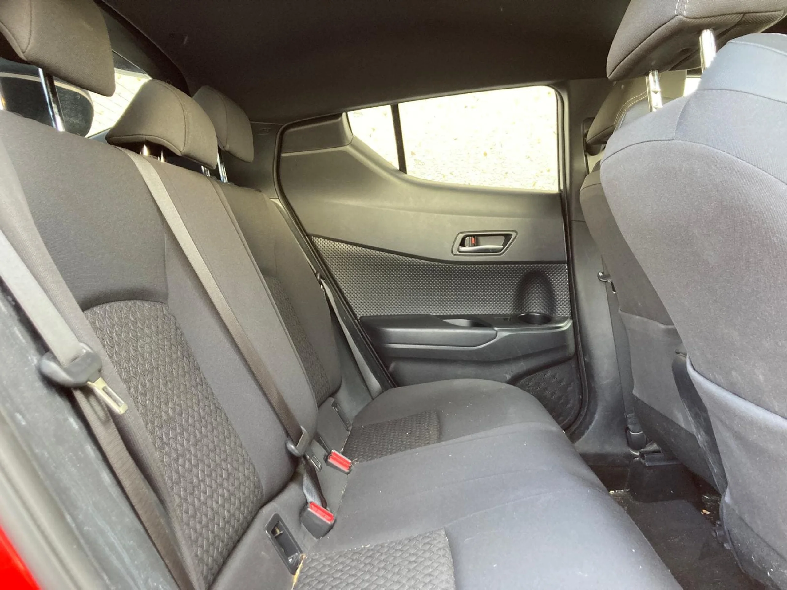 Toyota C-HR 125H Advance - Foto 8