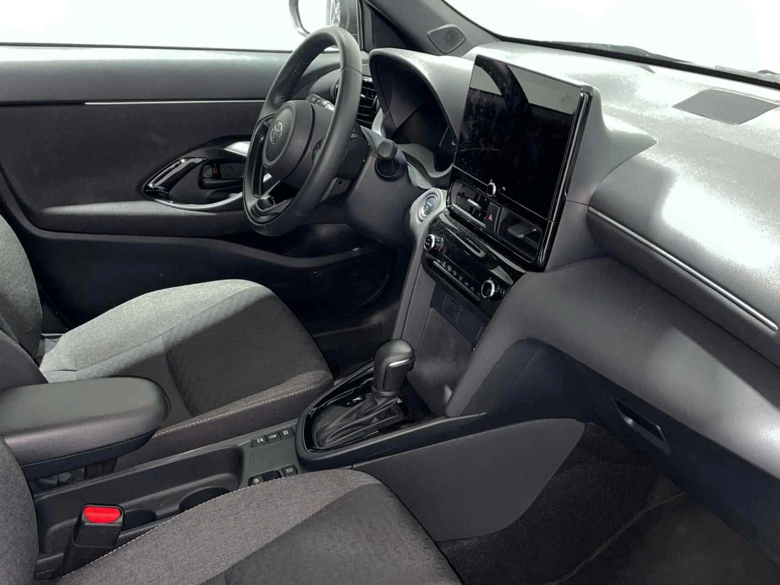 Toyota Yaris Cross 130H Active Plus - Foto 8