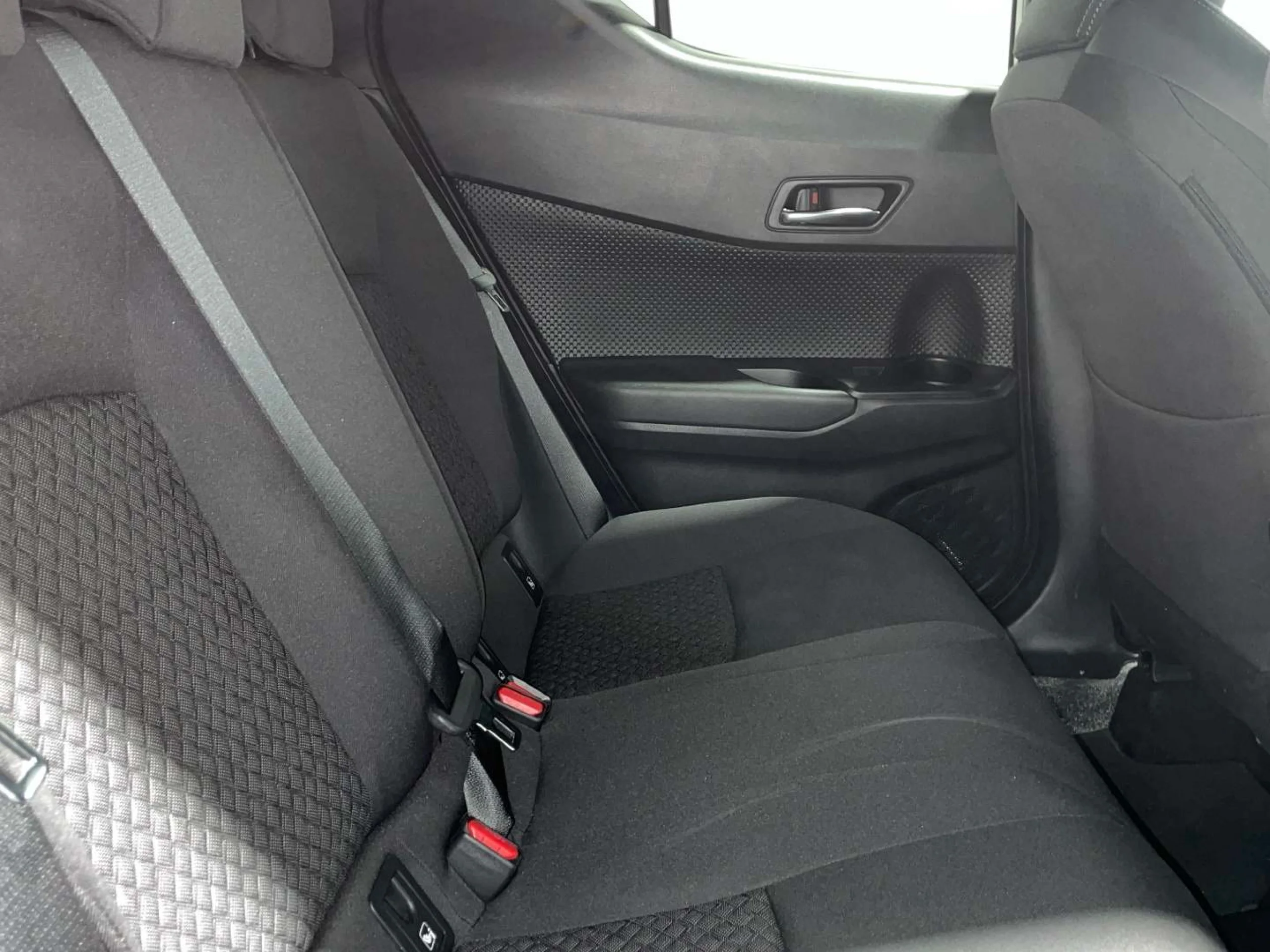 Toyota C-HR 125H Advance - Foto 11