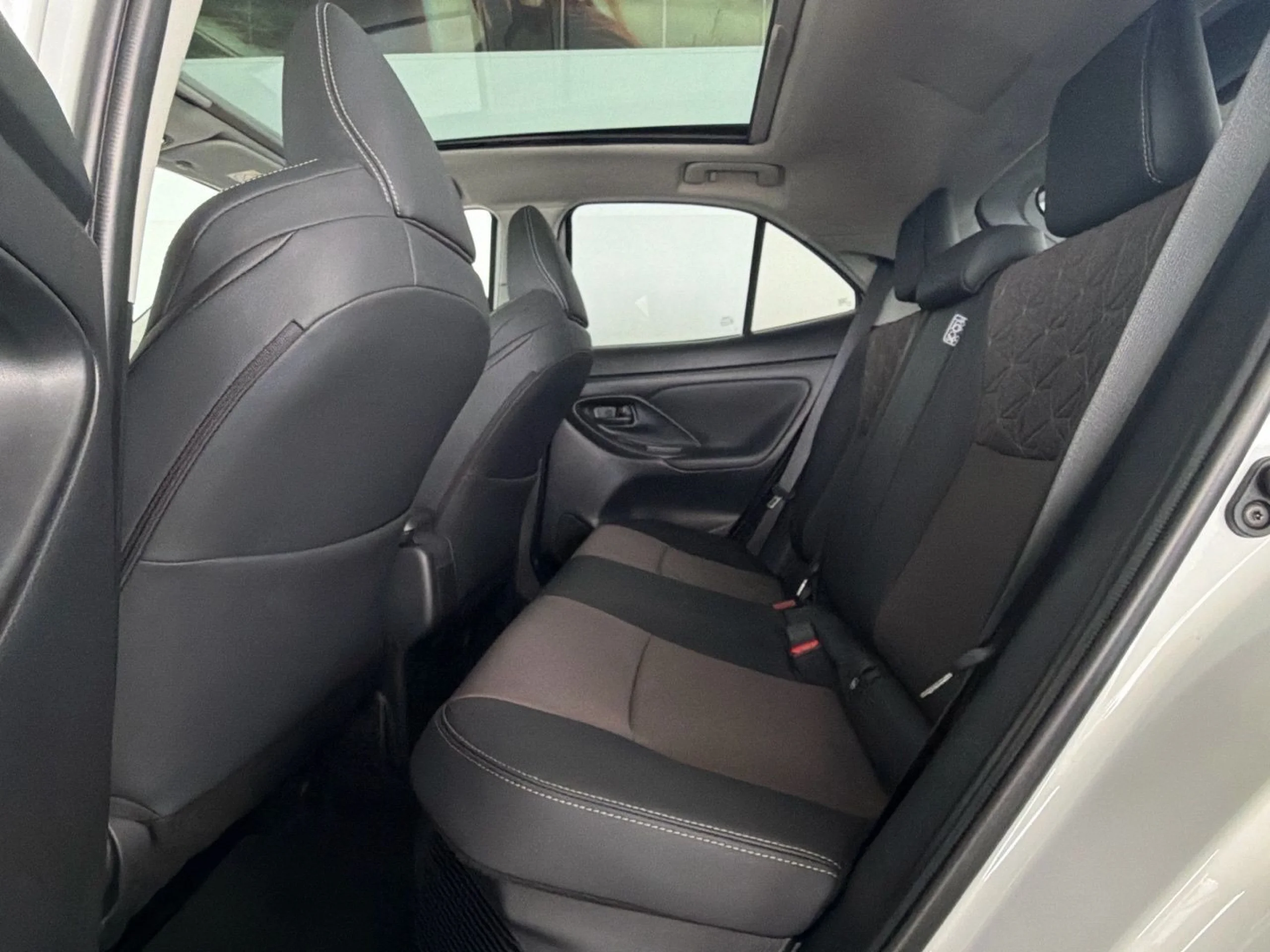 Toyota Yaris Cross 130H Style Plus - Foto 10