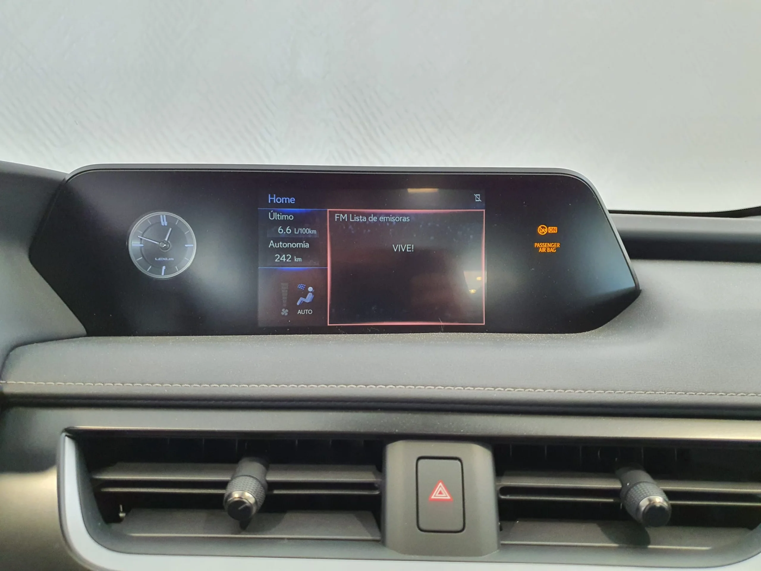 Lexus UX 250h UX250H PREMIUM 2WD - Foto 5