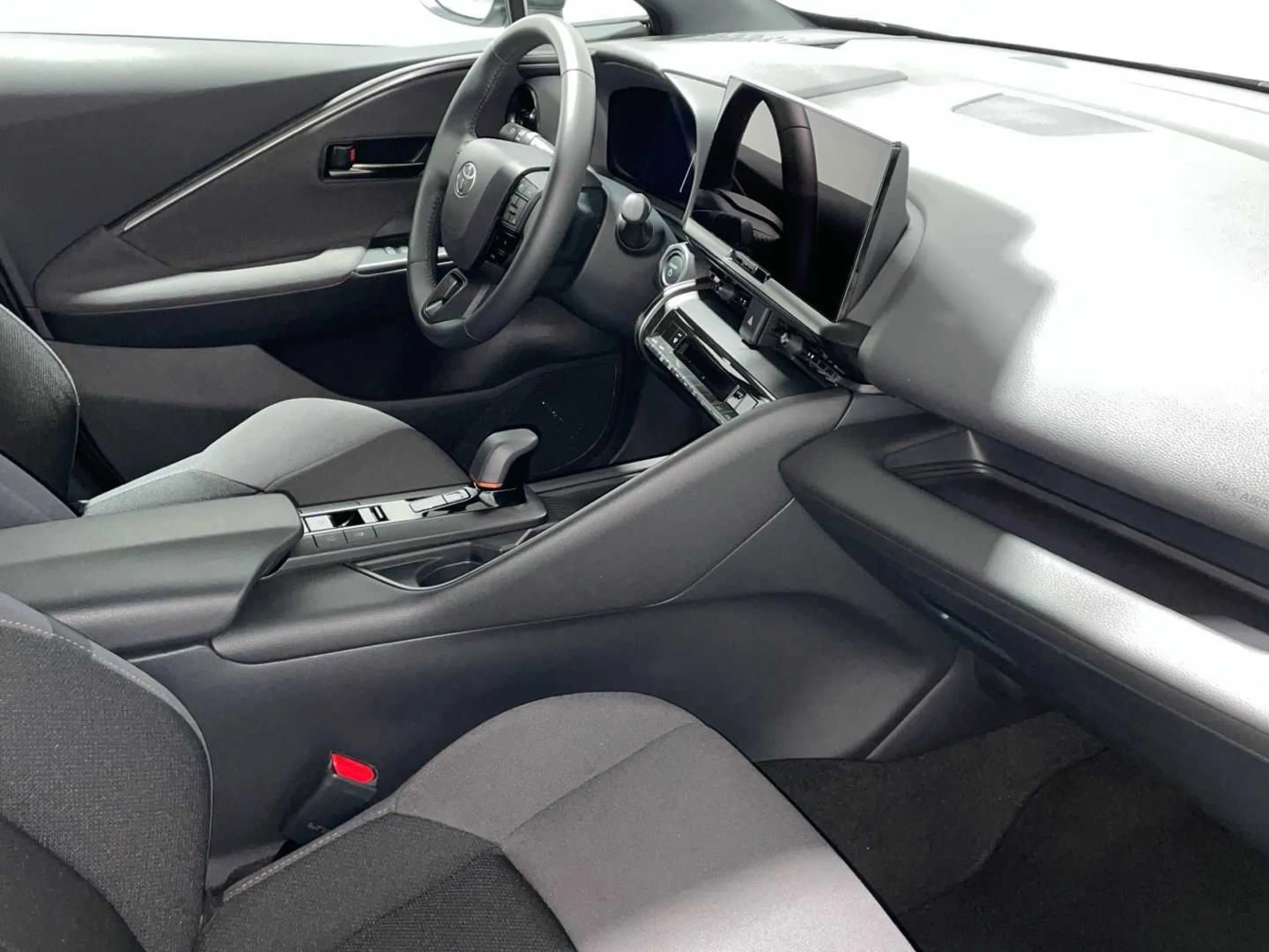 Toyota C-HR 140H Advance - Foto 9