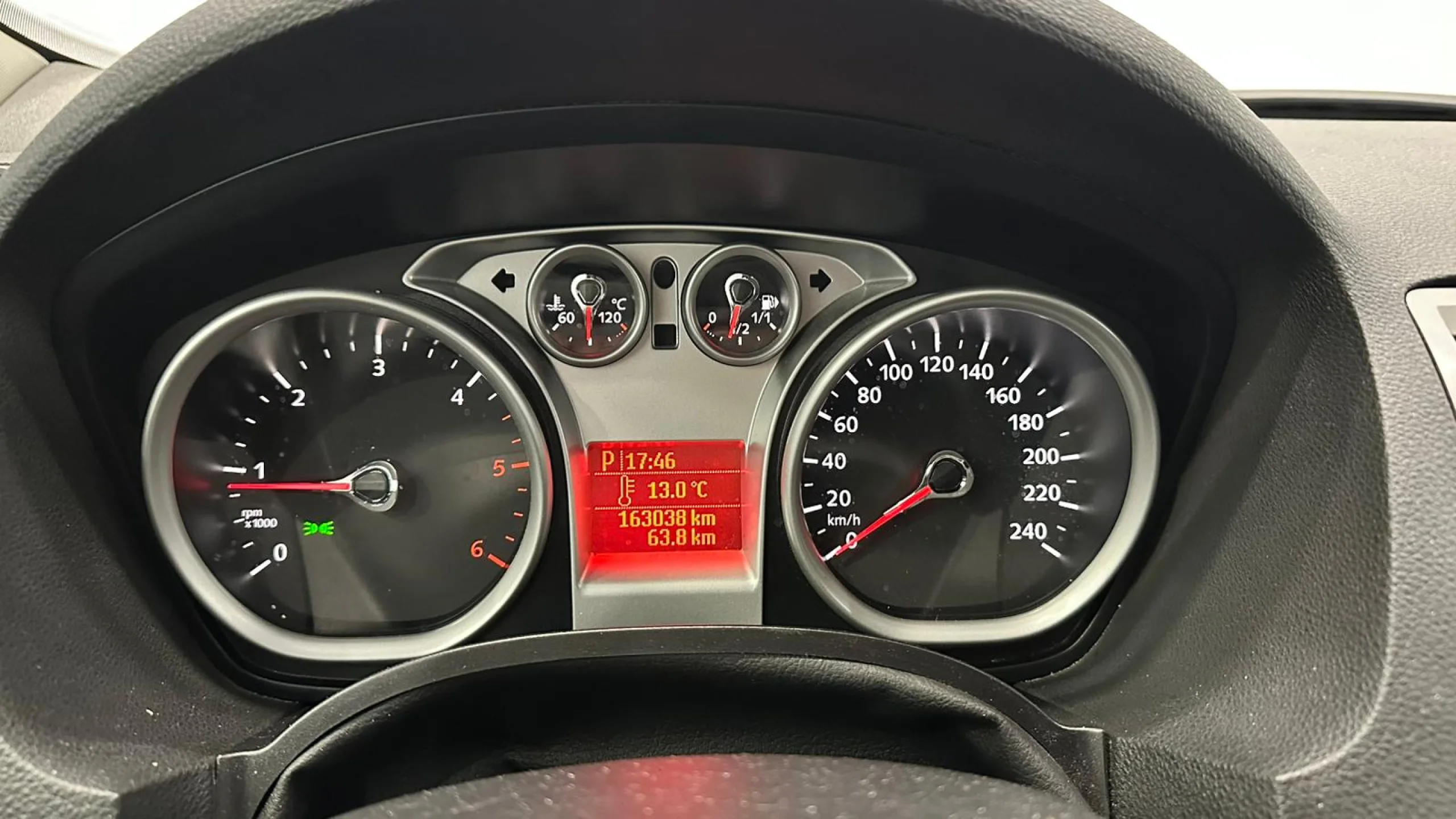 Ford Kuga TITANIUM S 4X4 POWERSHIFT - Foto 11