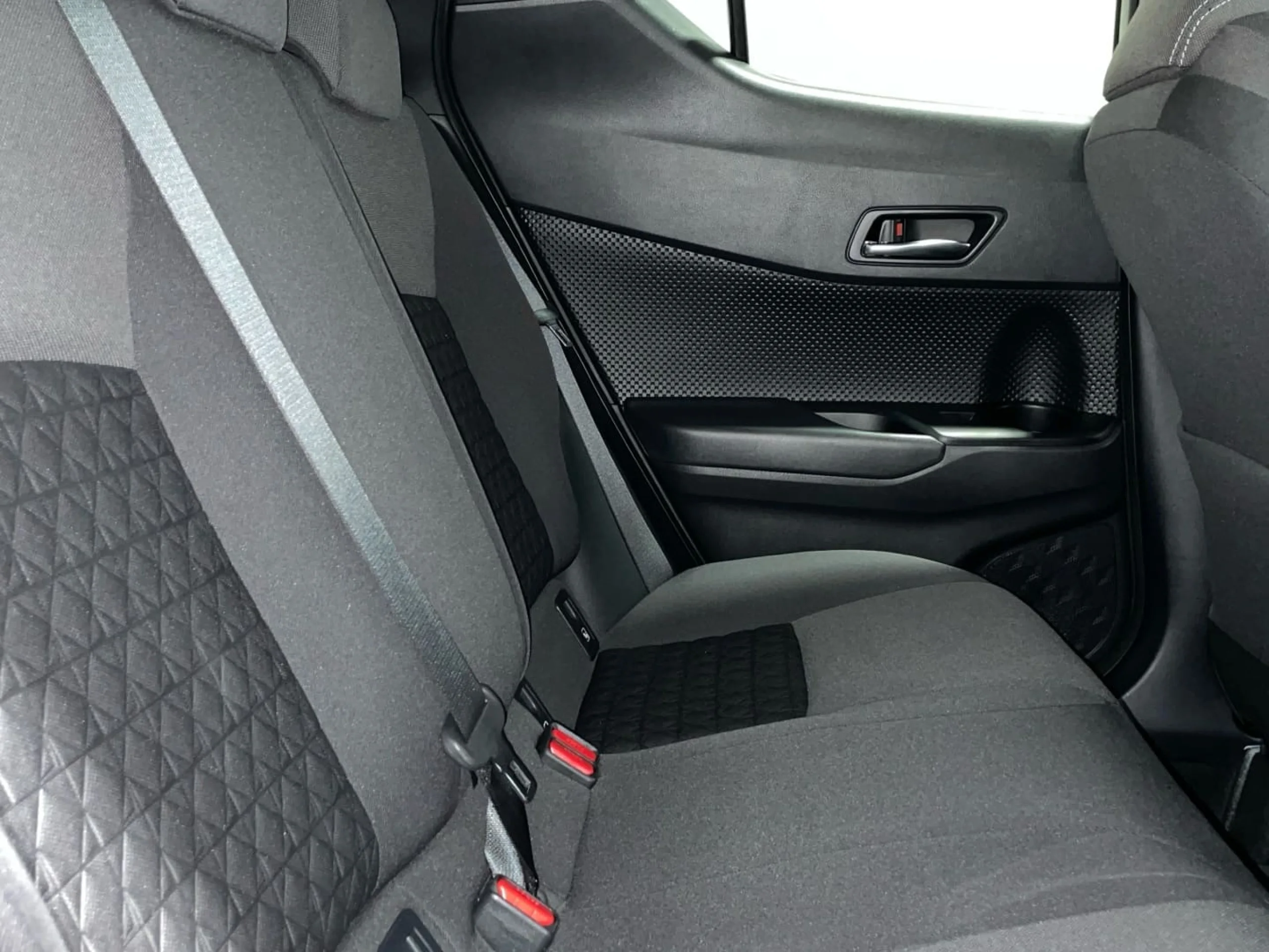 Toyota C-HR 125H Advance - Foto 10