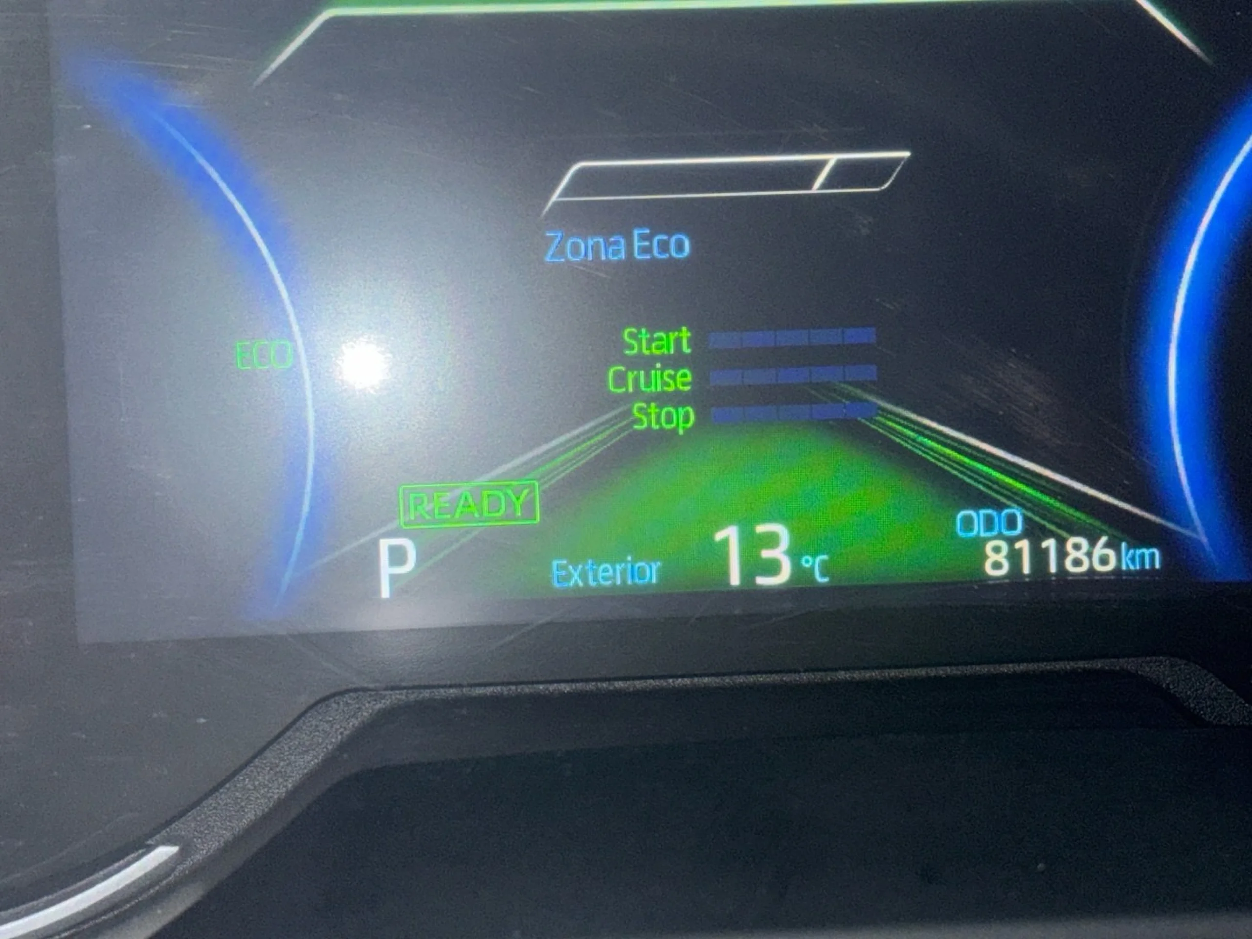 Toyota RAV 4 2.5l 220H Advance - Foto 13