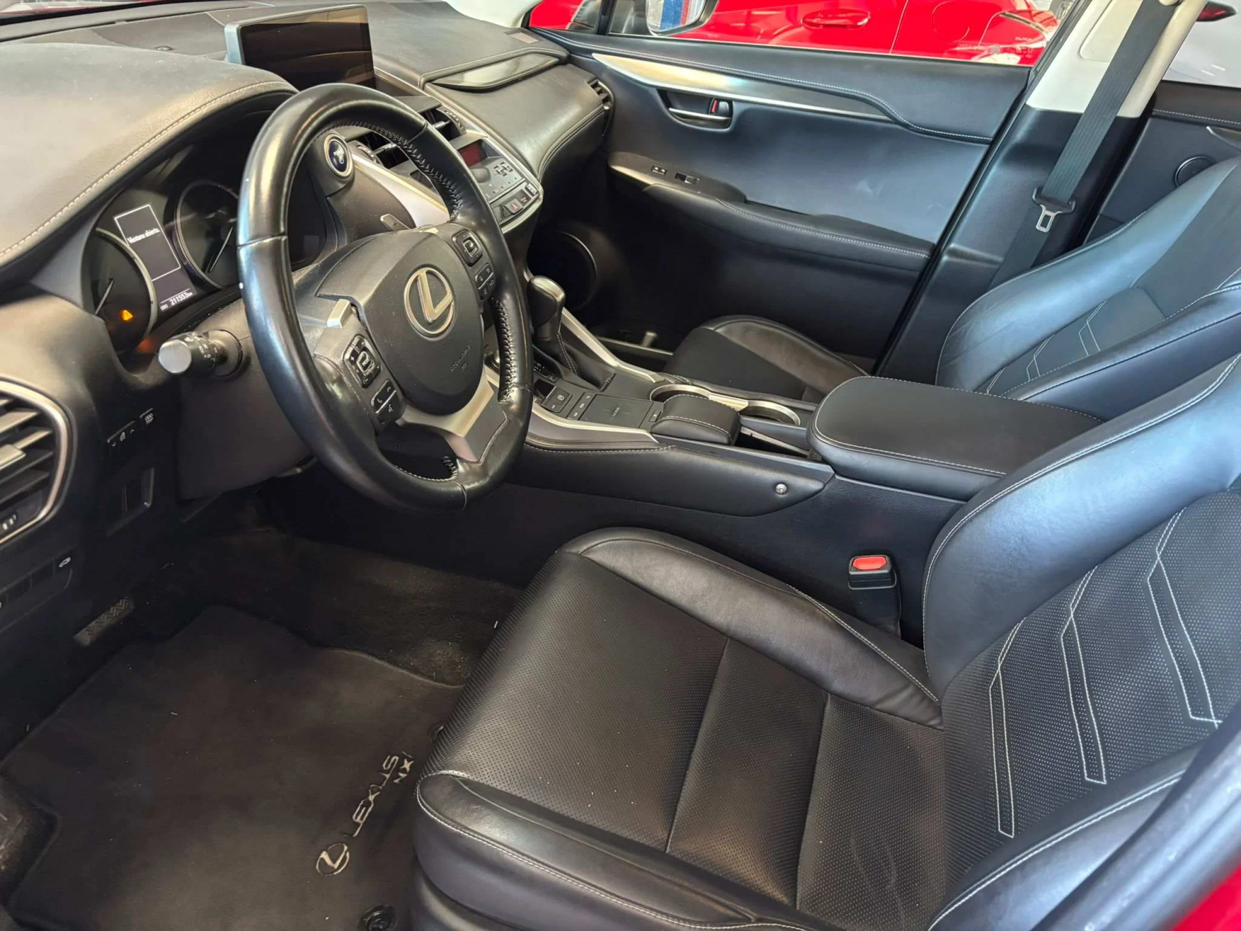 Lexus NX 300h NX300H EXECUTIVE NAVIGATION 4WD - Foto 14