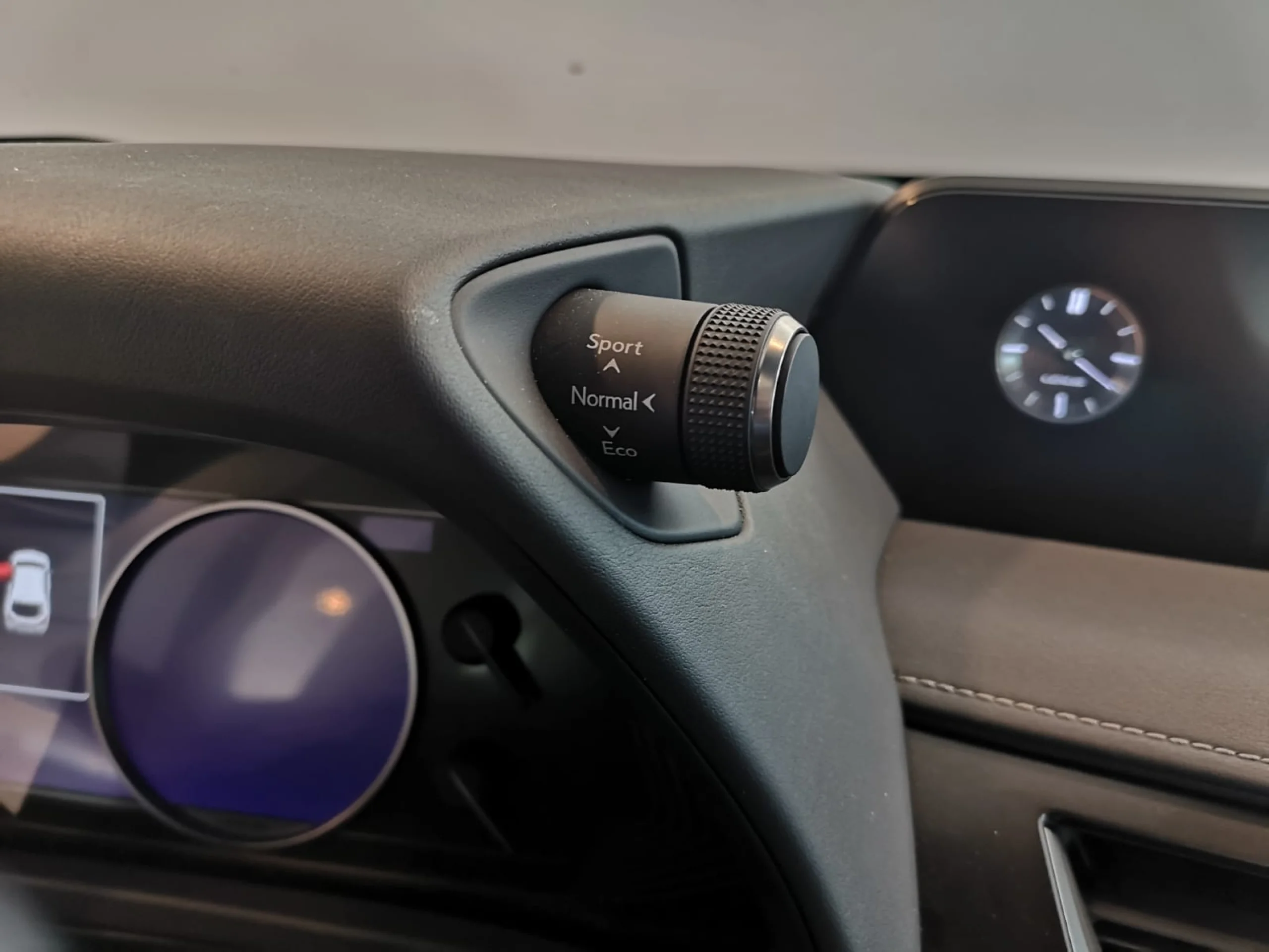 Lexus UX 250h UX250H BUSSINES 2WD - Foto 15