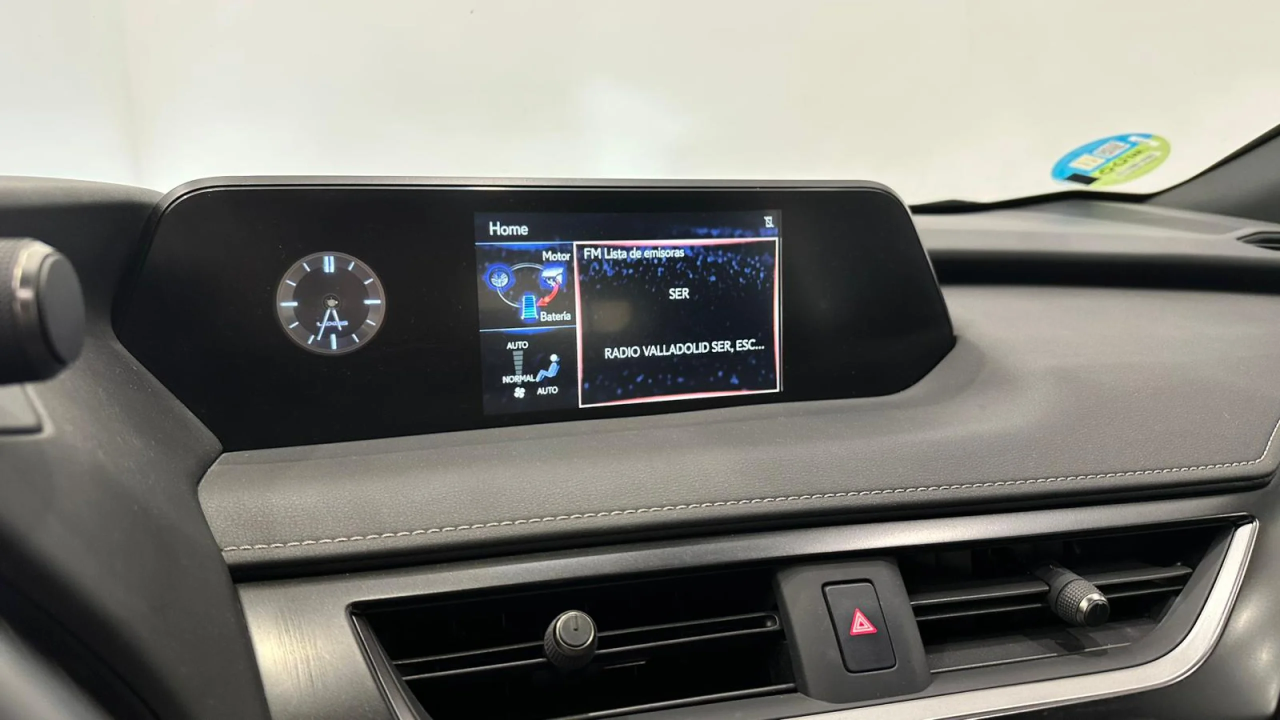 Lexus UX 250h BUSINESS 2.0 Híbrido Gasolina Transmisión Auto - Foto 12