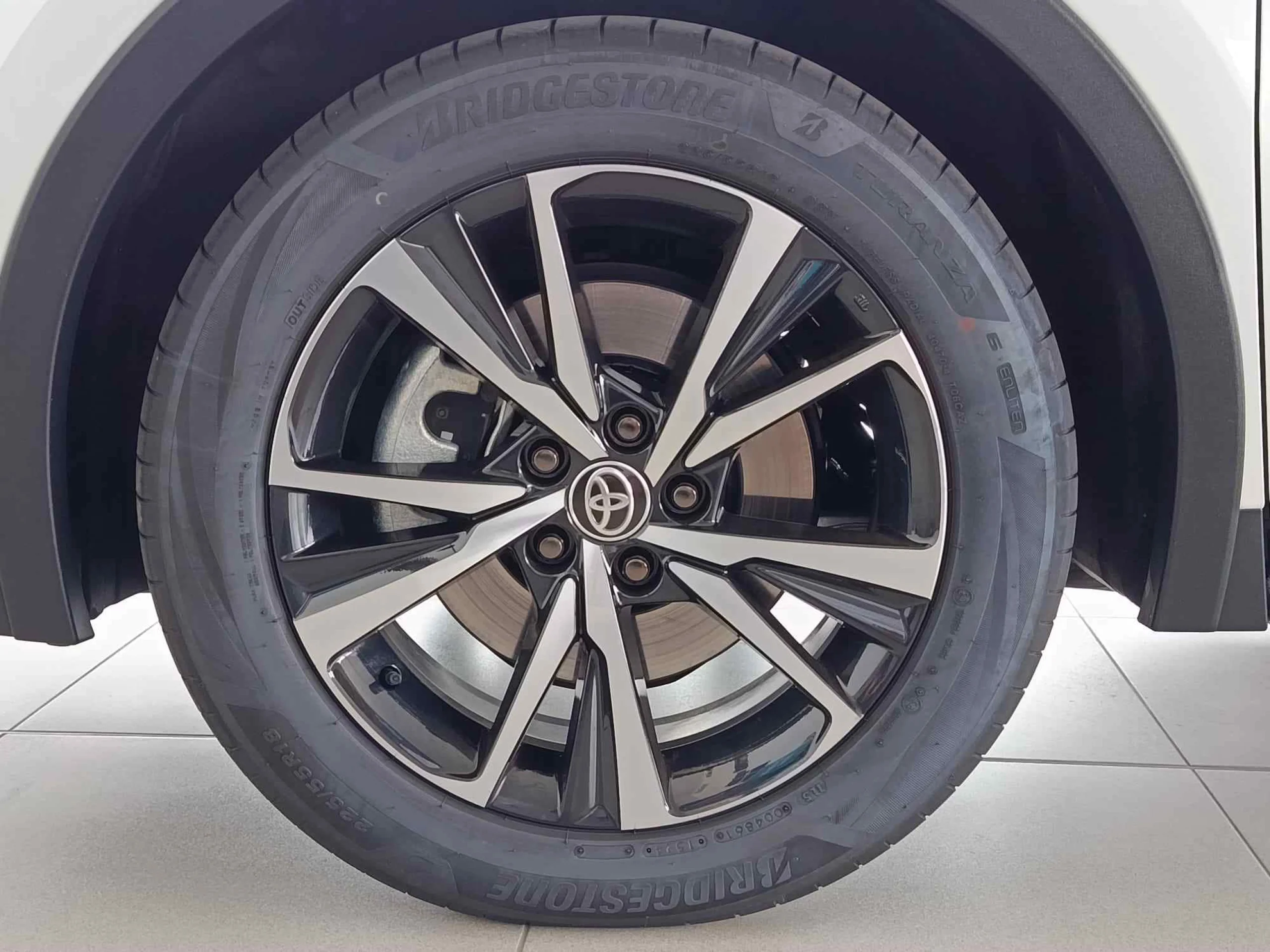 Toyota C-HR 220PH Advance - Foto 6