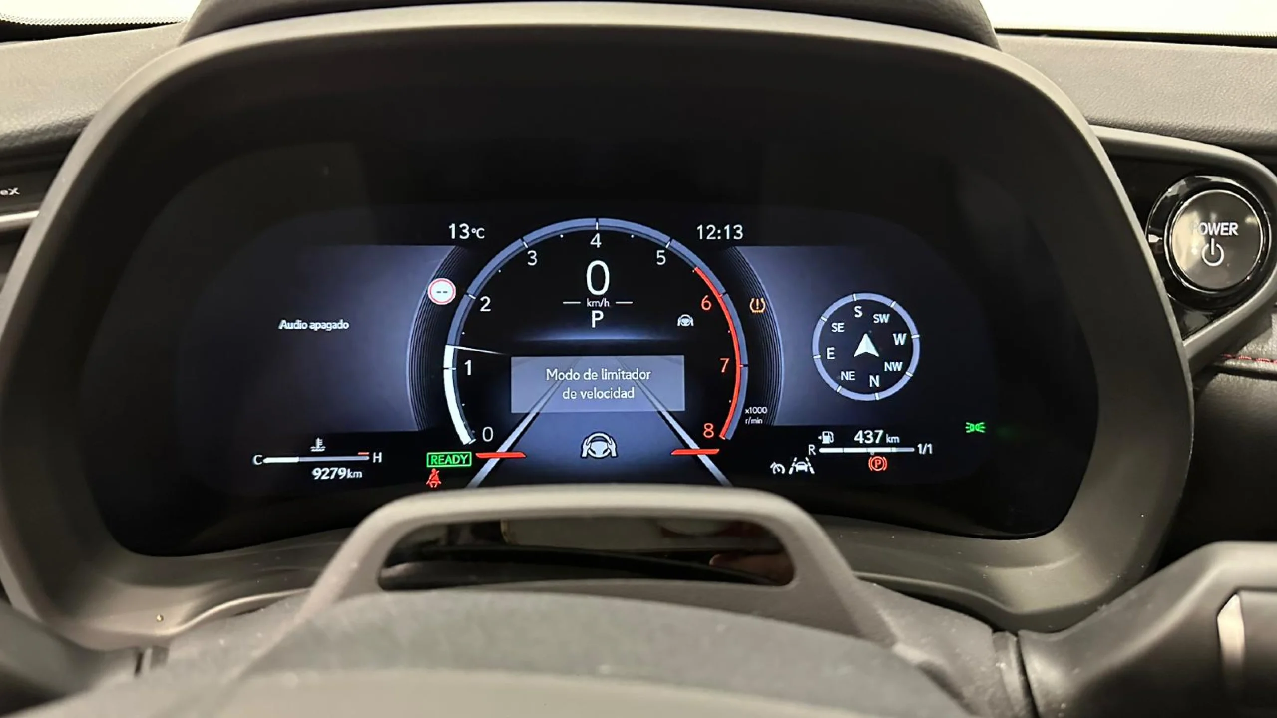 Lexus LBX EMOTION + - Foto 13