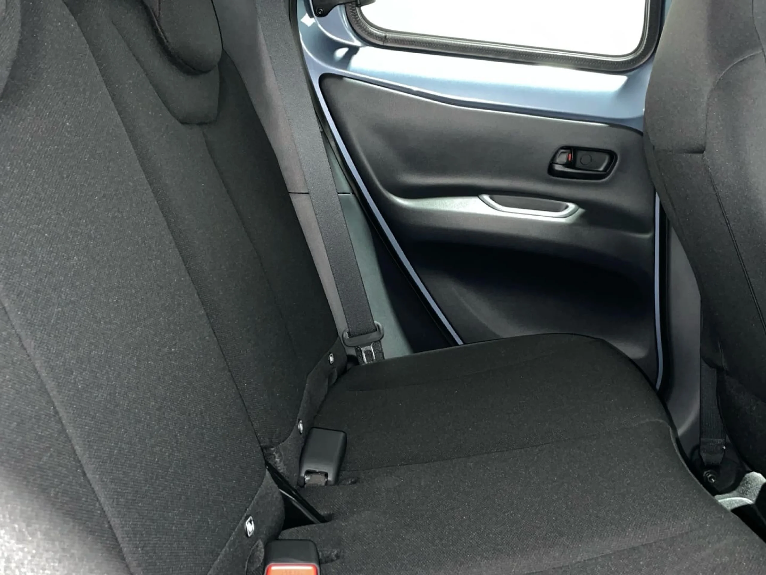 Toyota Aygo X PLAY MT 1.0 70CV - Foto 13