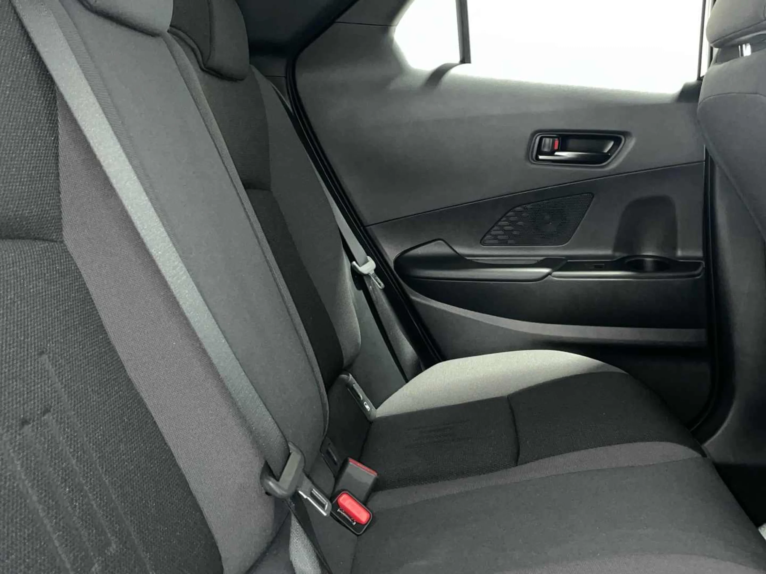 Toyota C-HR 140H Advance - Foto 8