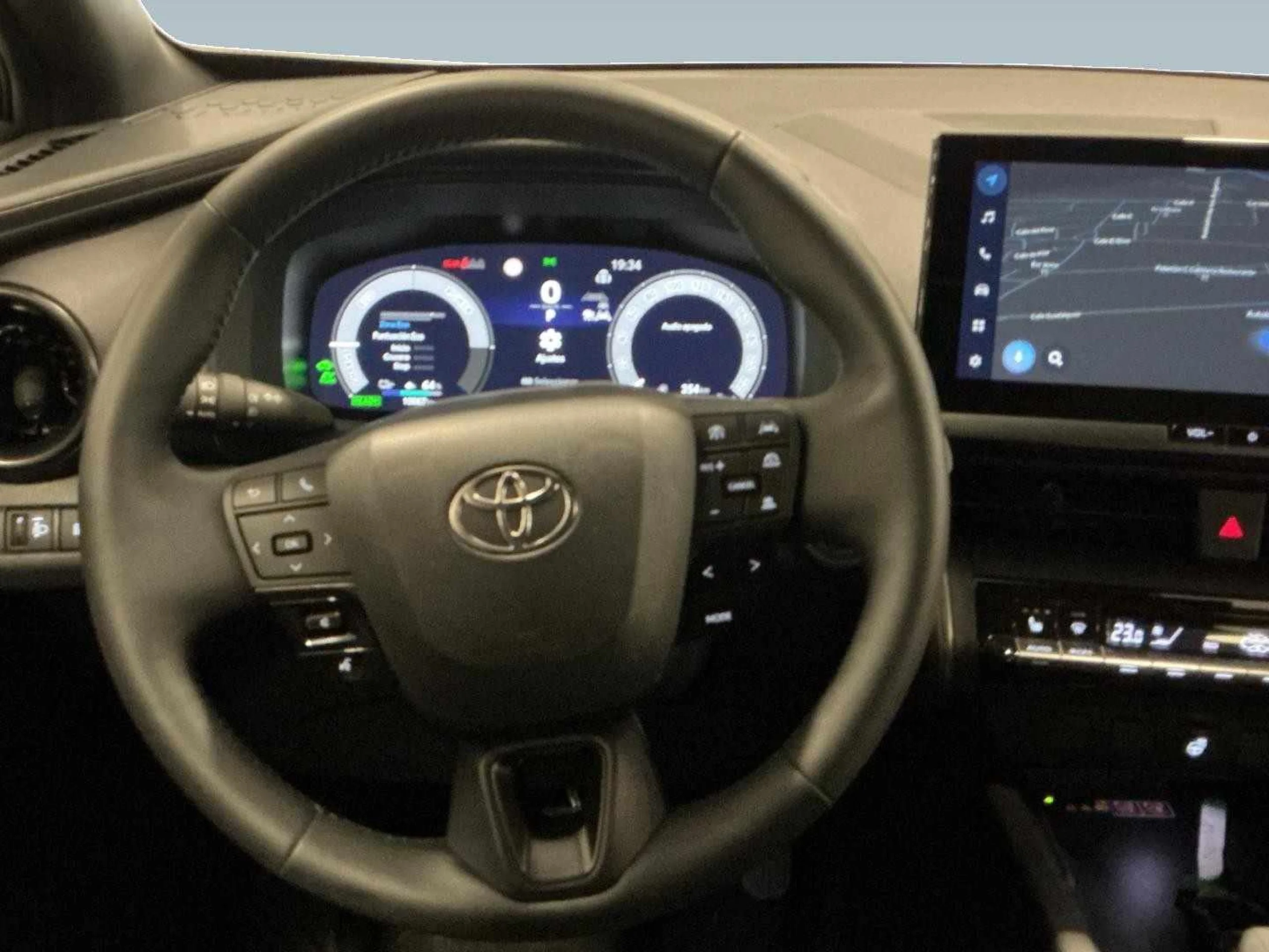 Toyota C-HR 220PH Advance + Skyview - Foto 16