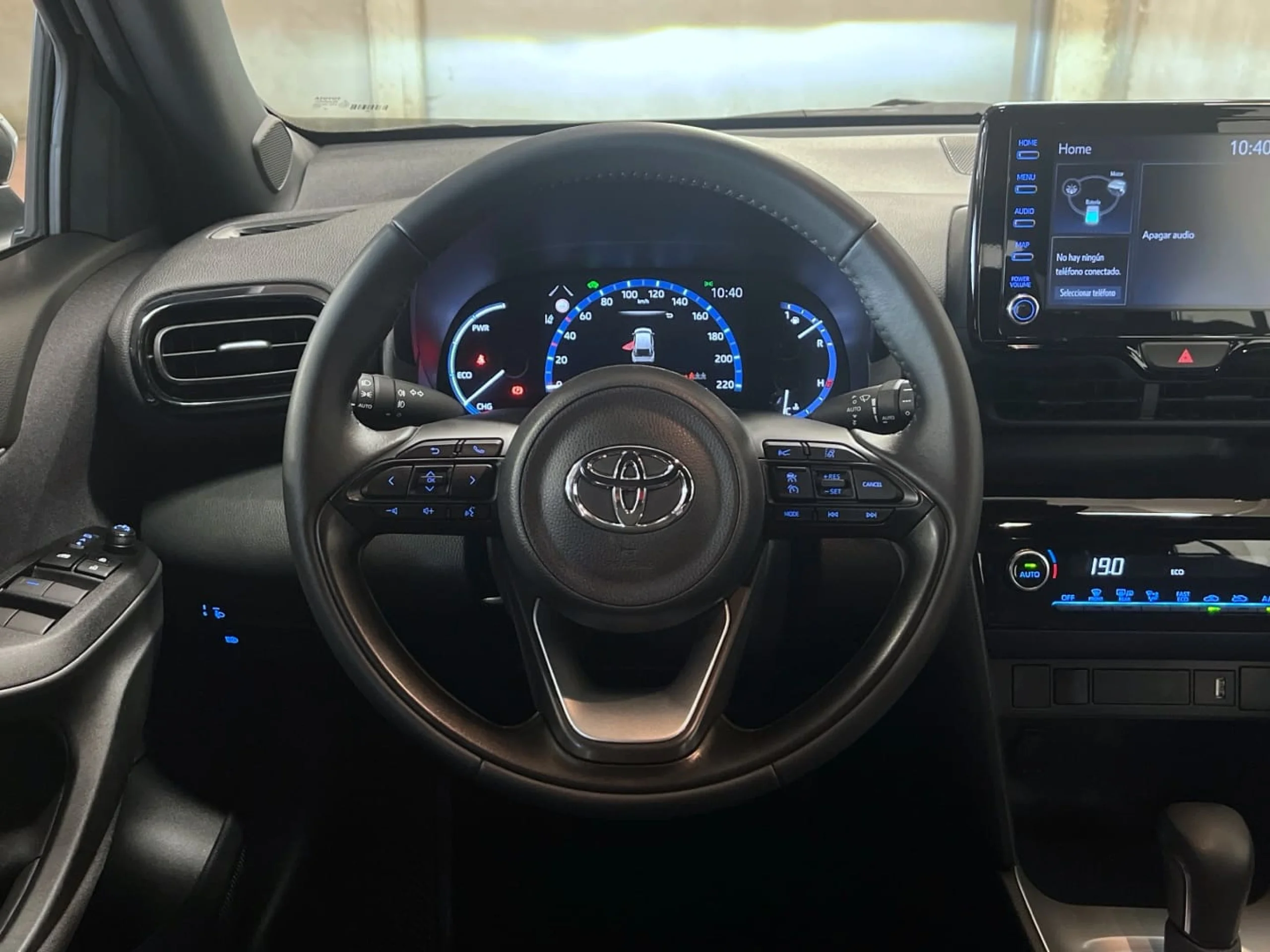 Toyota Yaris Cross 120H Active Tech - Foto 14