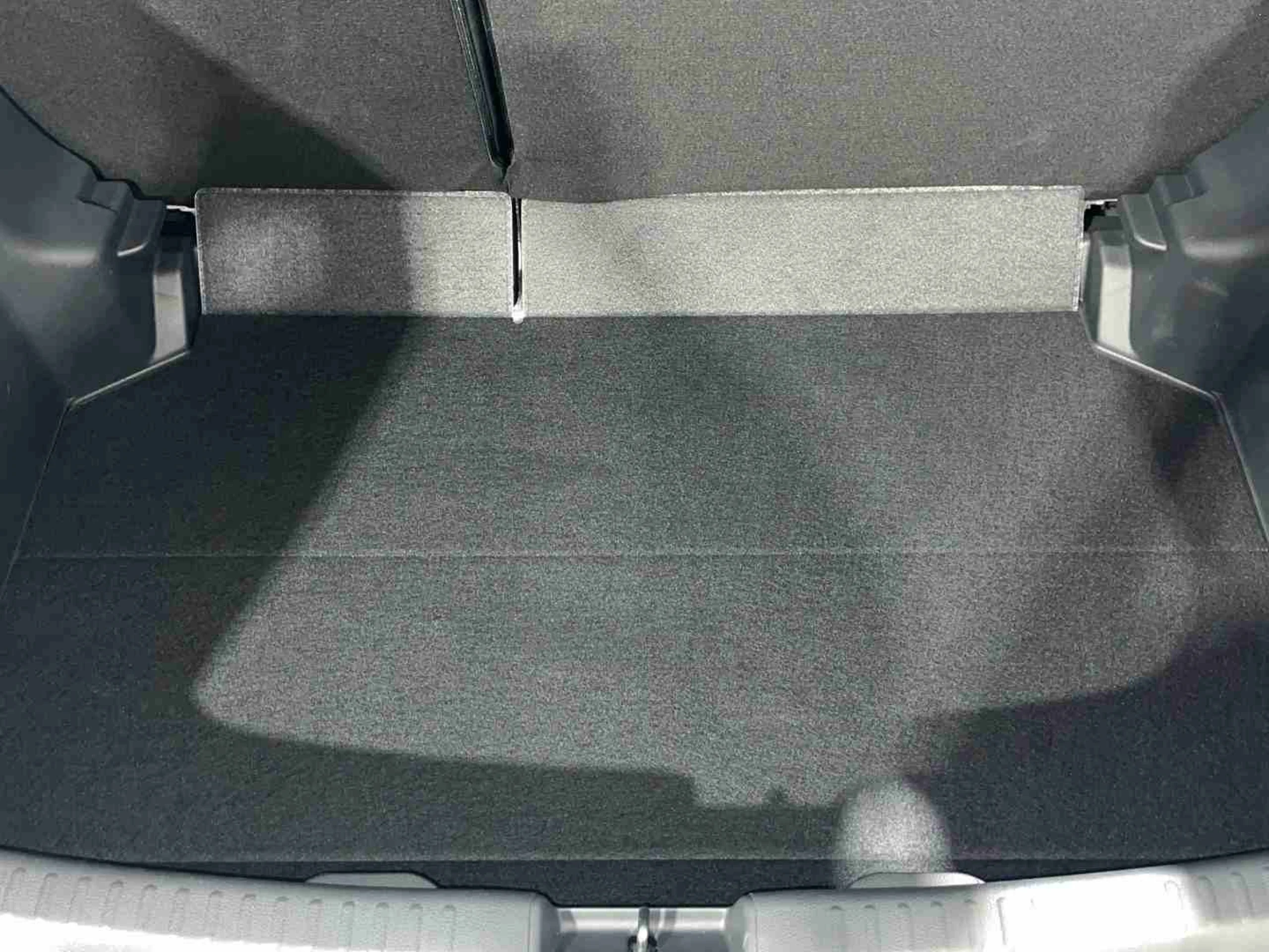 Toyota Yaris 120H Active Plus - Foto 7