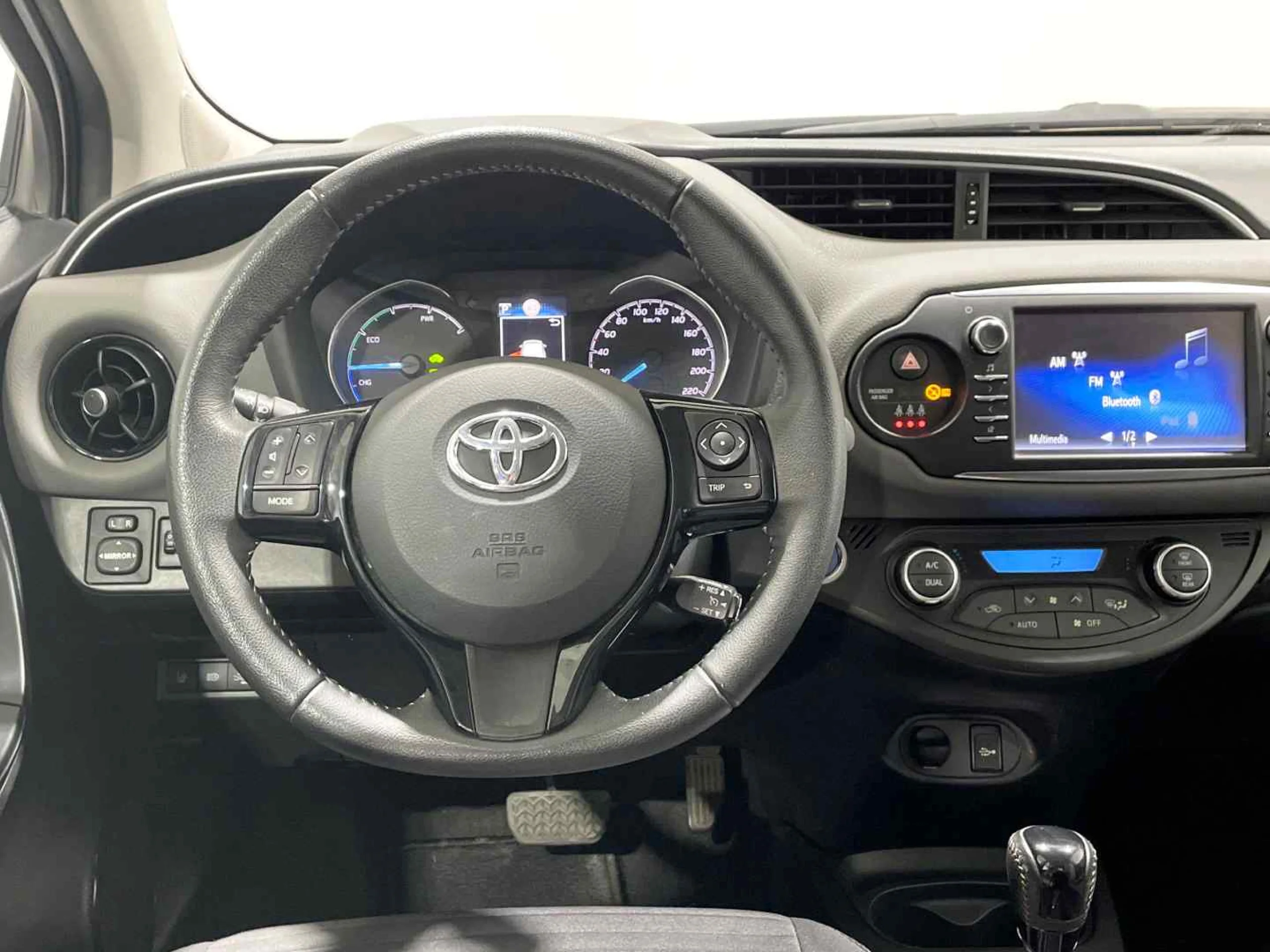 Toyota Yaris 100H Active - Foto 12