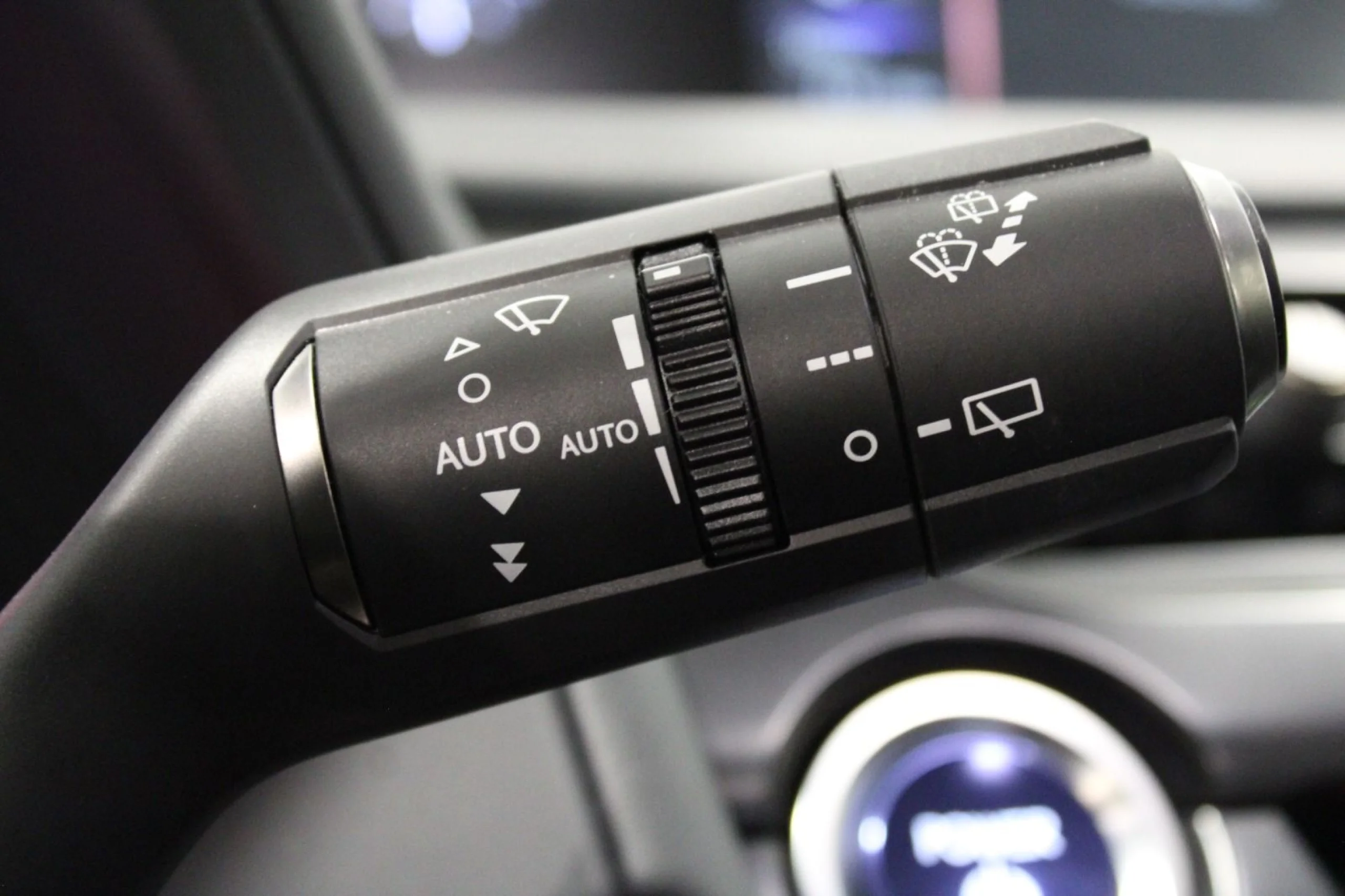 Lexus UX 250h UX250H PREMIUM 2WD - Foto 16