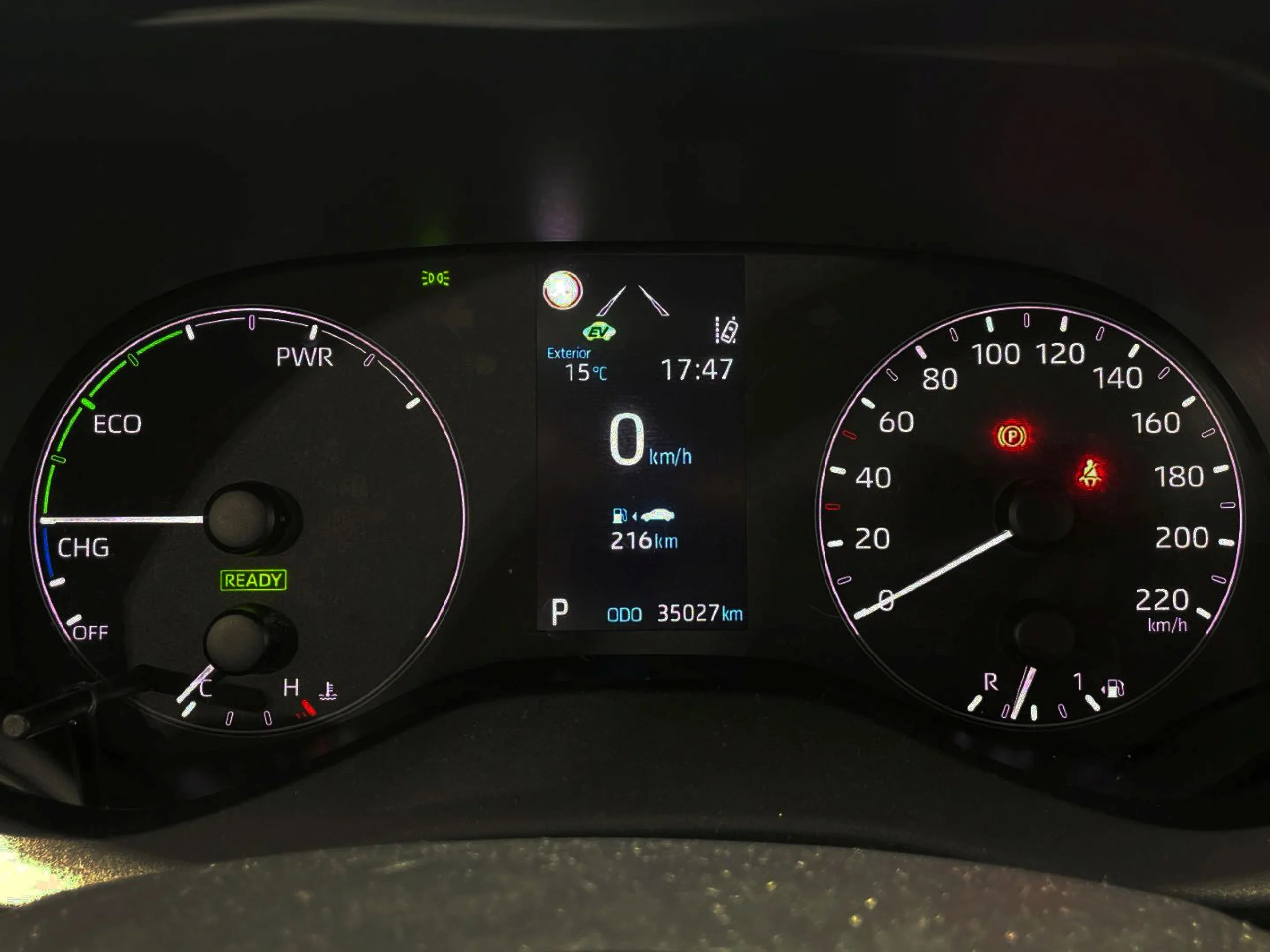 Toyota Yaris Business Plus 120H - Foto 10