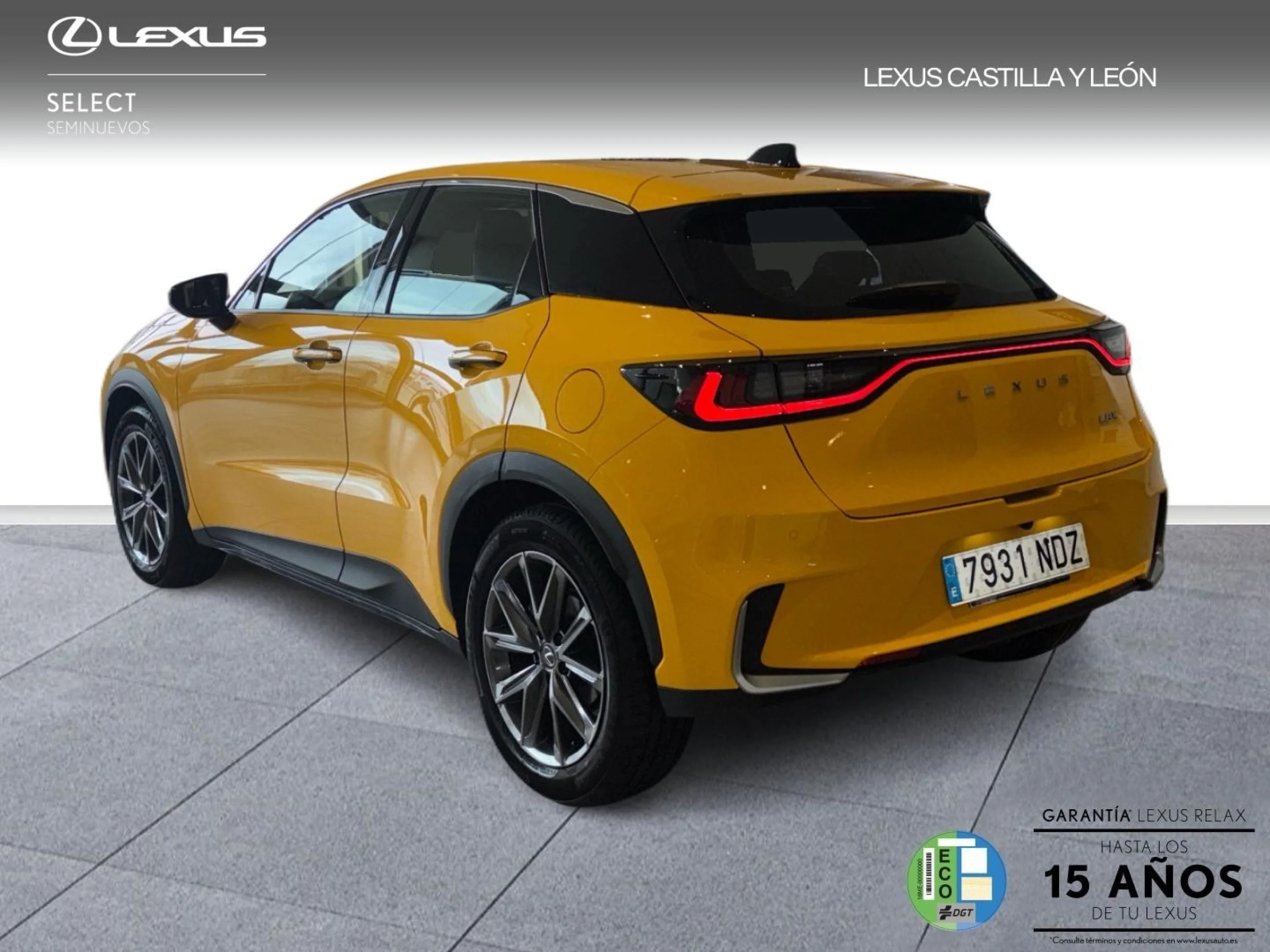 Lexus LBX ELEGANT + BLACK - Foto 3