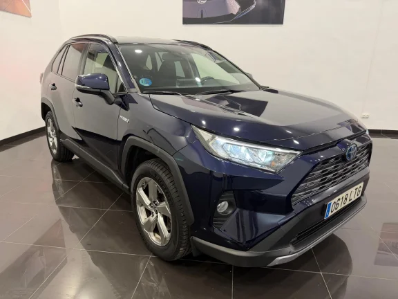 Toyota RAV 4 220H ADVANCE 2WD