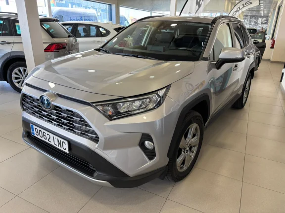 Toyota RAV 4 ADVANCE 2WD