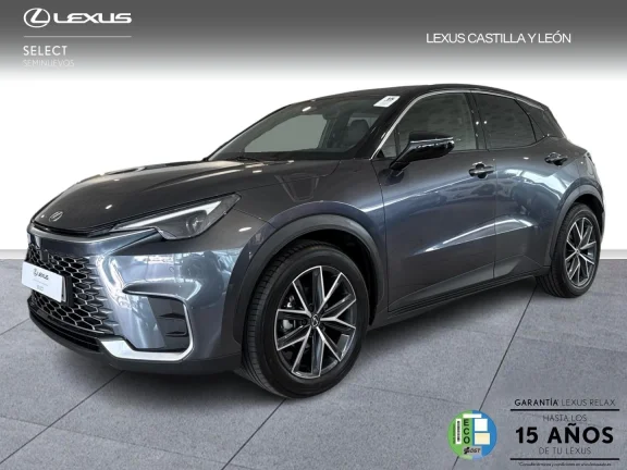 Lexus LBX EMOTION +