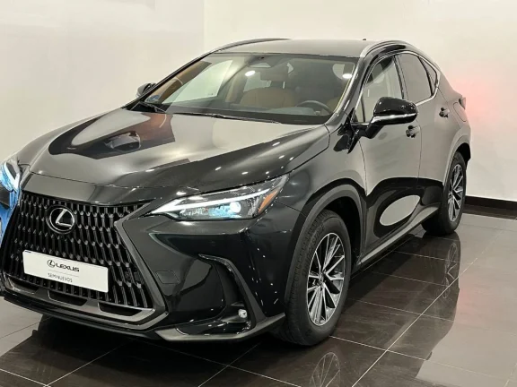 Lexus NX 450h+ EXECUTIVE 4WD