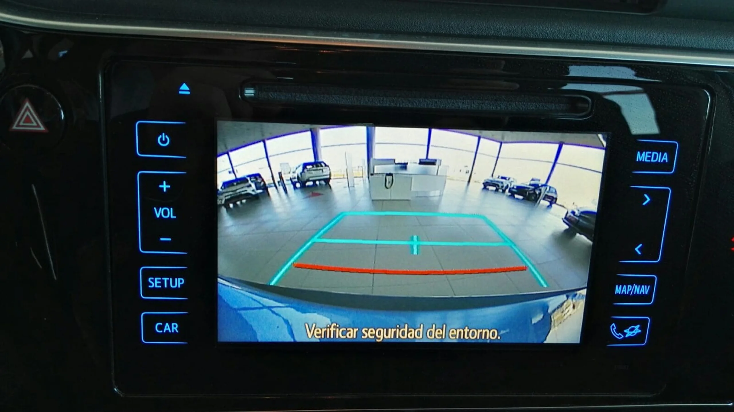 Toyota Auris 1.2 120T Active + Pack Senso - Foto 8