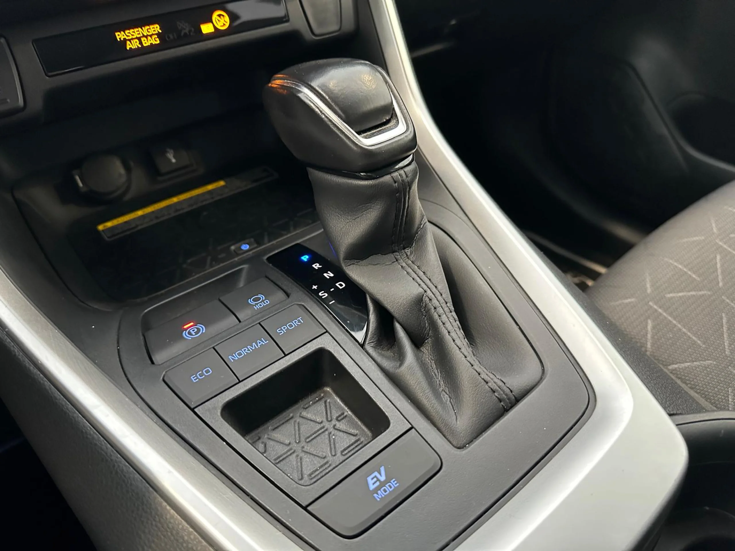 Toyota RAV 4 RAV4 220h Advance 2WD - Foto 15