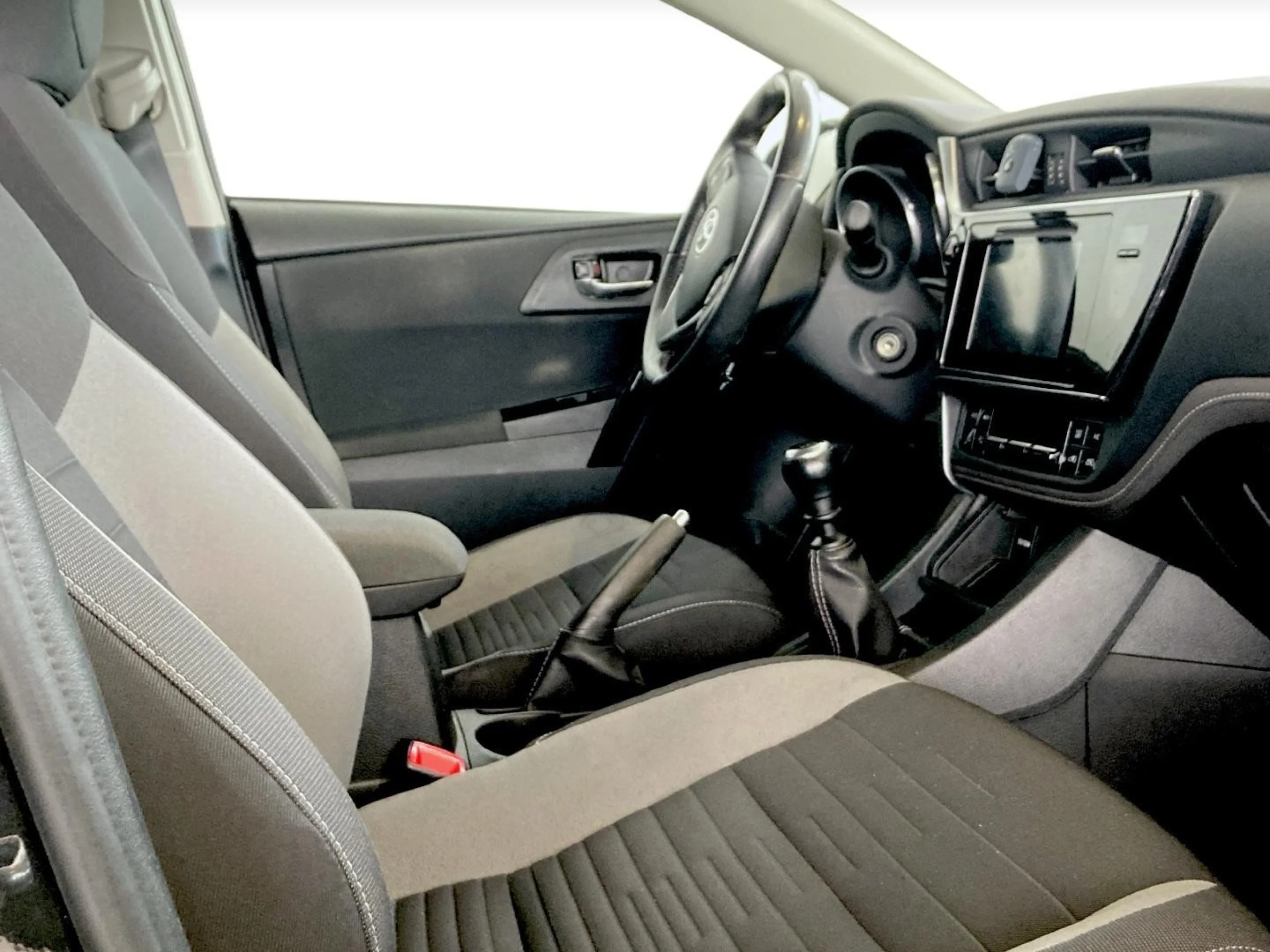 Toyota Auris 120T Active - Foto 8