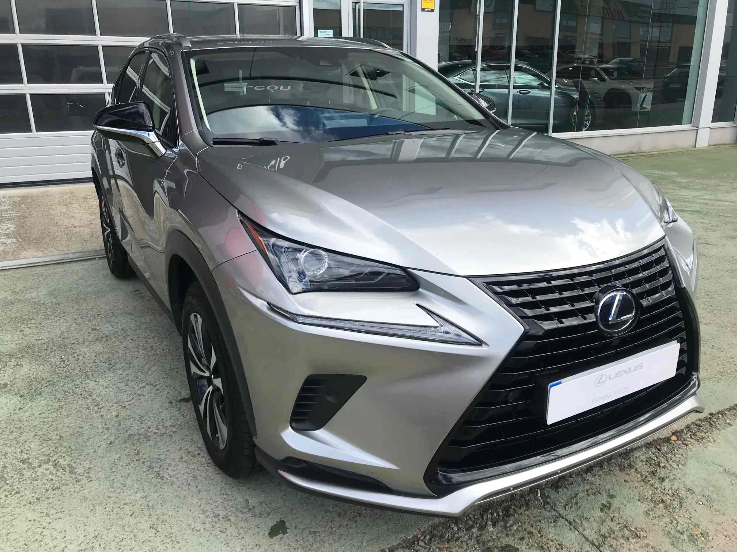 Lexus NX 300h NX300H PREMIUM 2WD - Foto 3