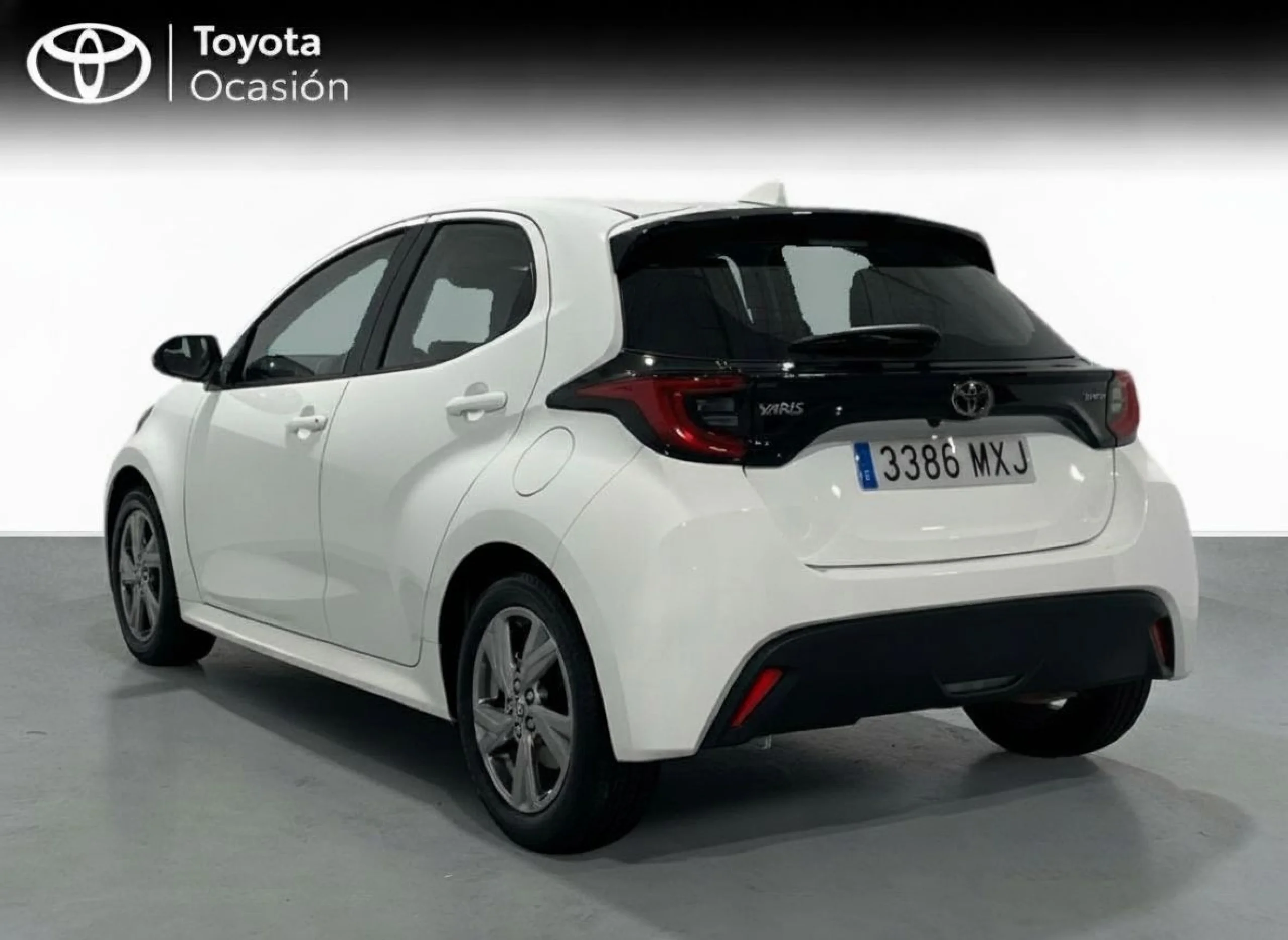 Toyota Yaris 120H Active Plus - Foto 2