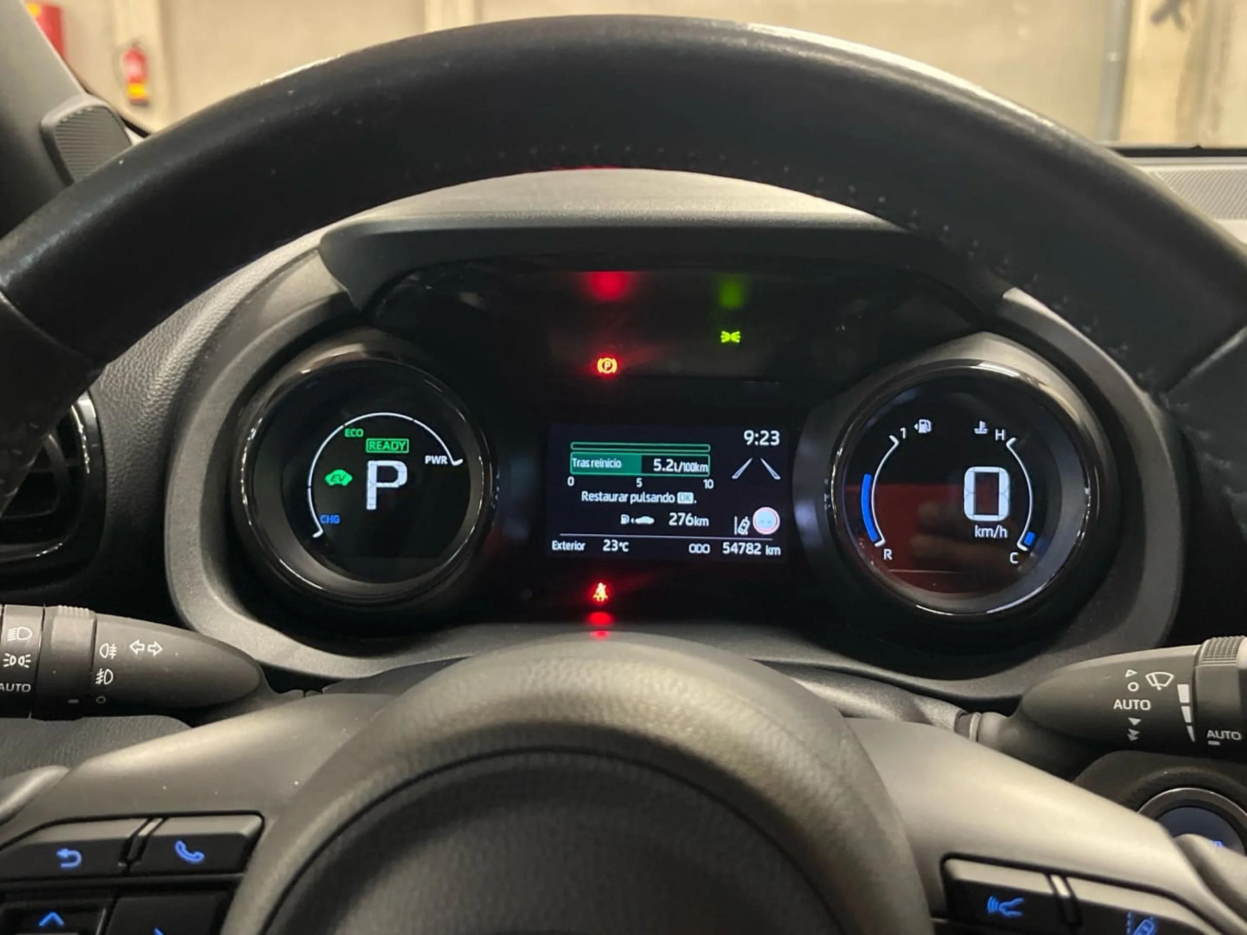 Toyota Yaris 120H Style - Foto 15