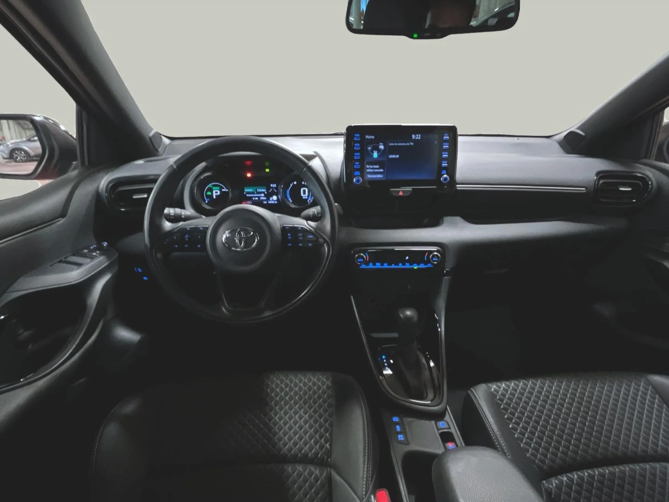 Toyota Yaris 120H Style - Foto 12