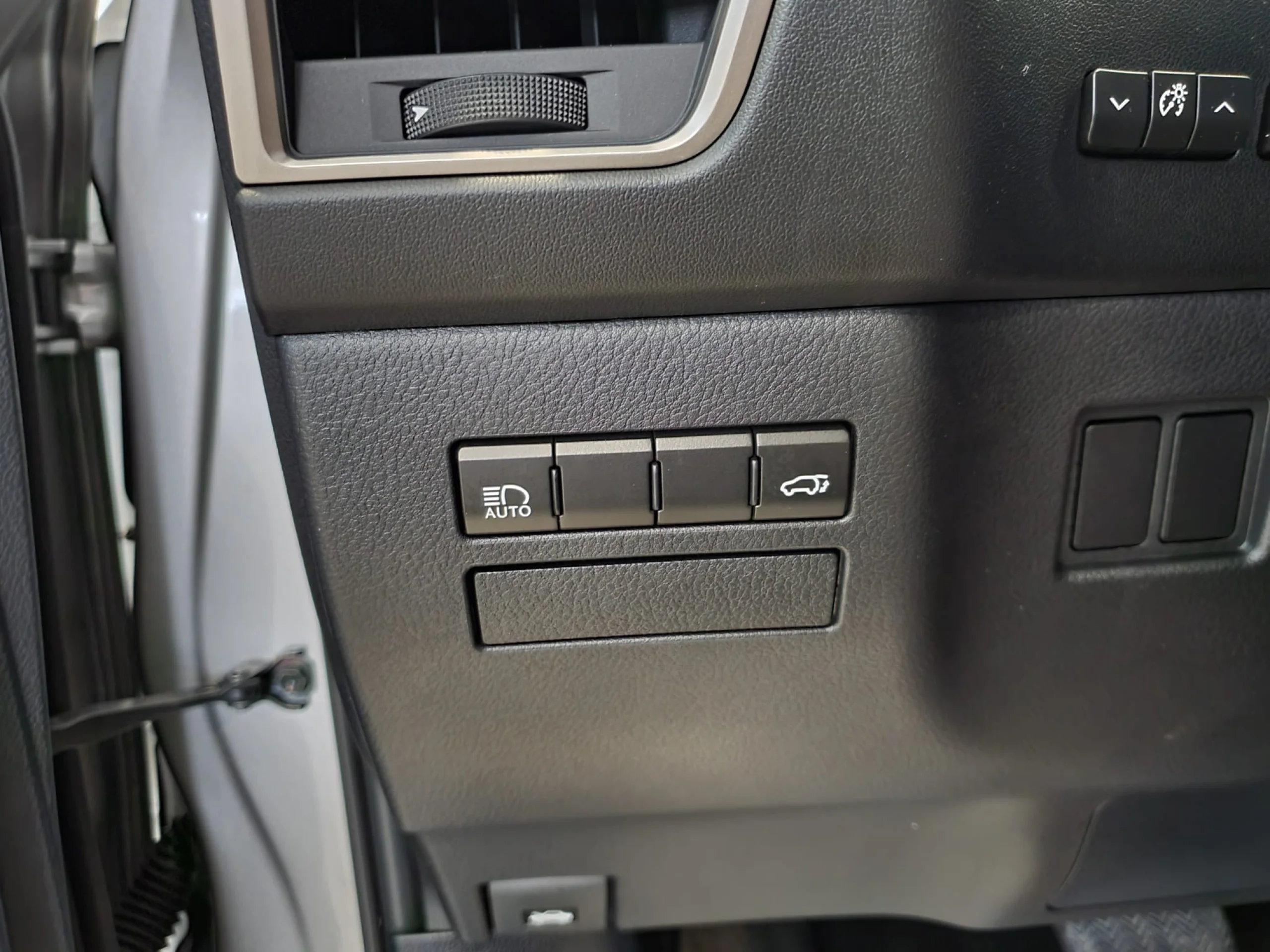 Lexus NX 300h NX300H PREMIUM 2WD - Foto 10