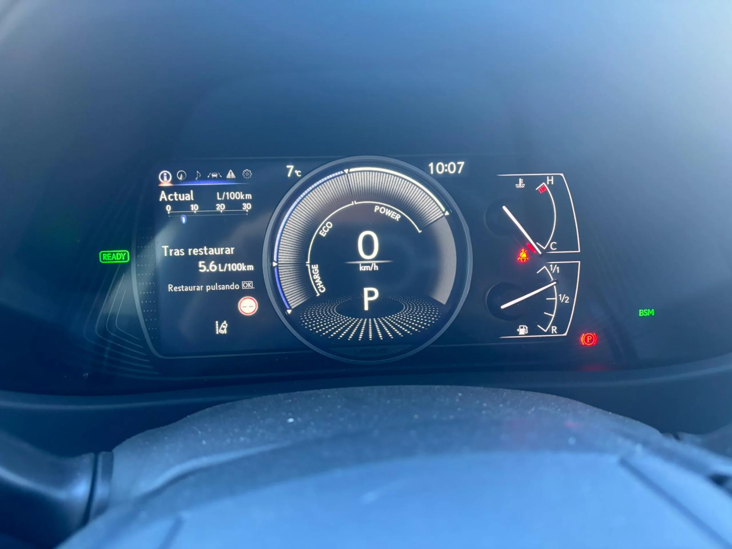 Lexus UX 250h 2WD PREMIUM - Foto 10