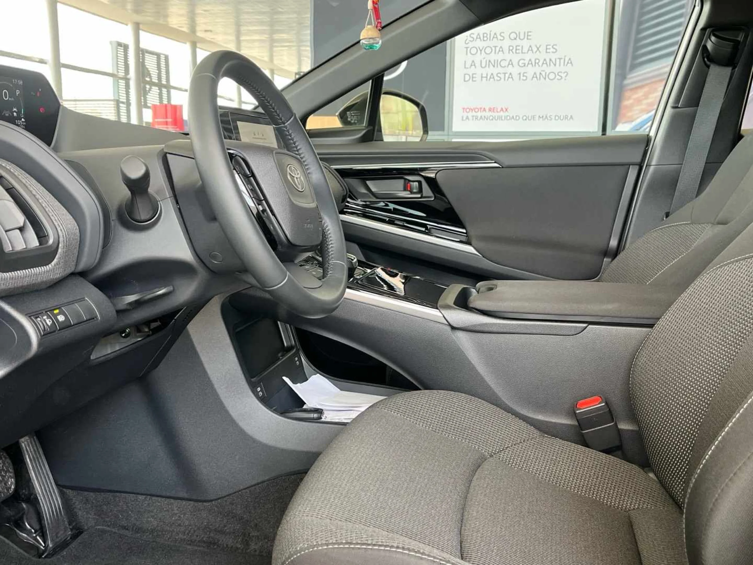 Toyota Bz4x 200E 4X2 Advance - Foto 11