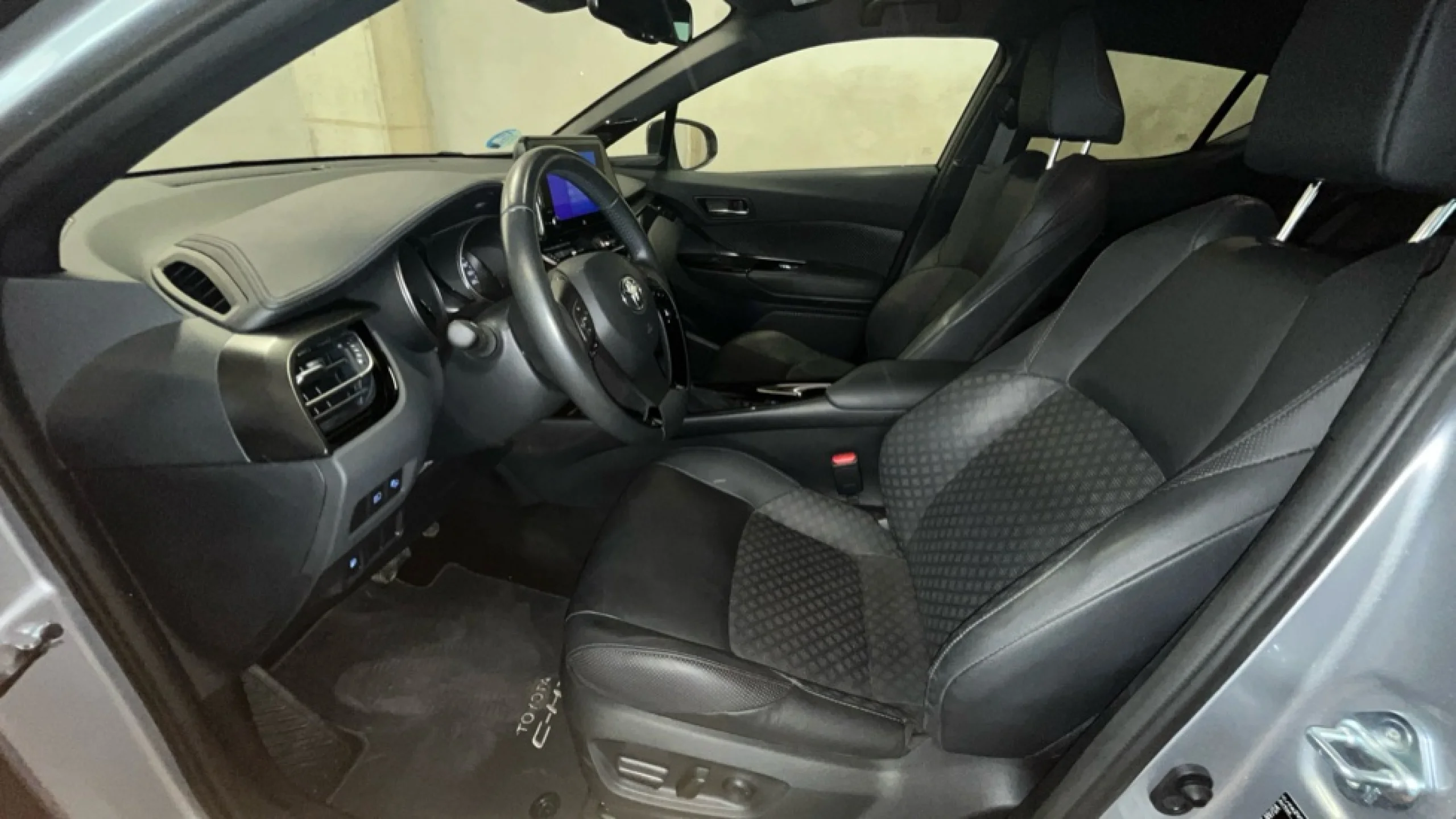 Toyota C-HR 180H Advance - Foto 8