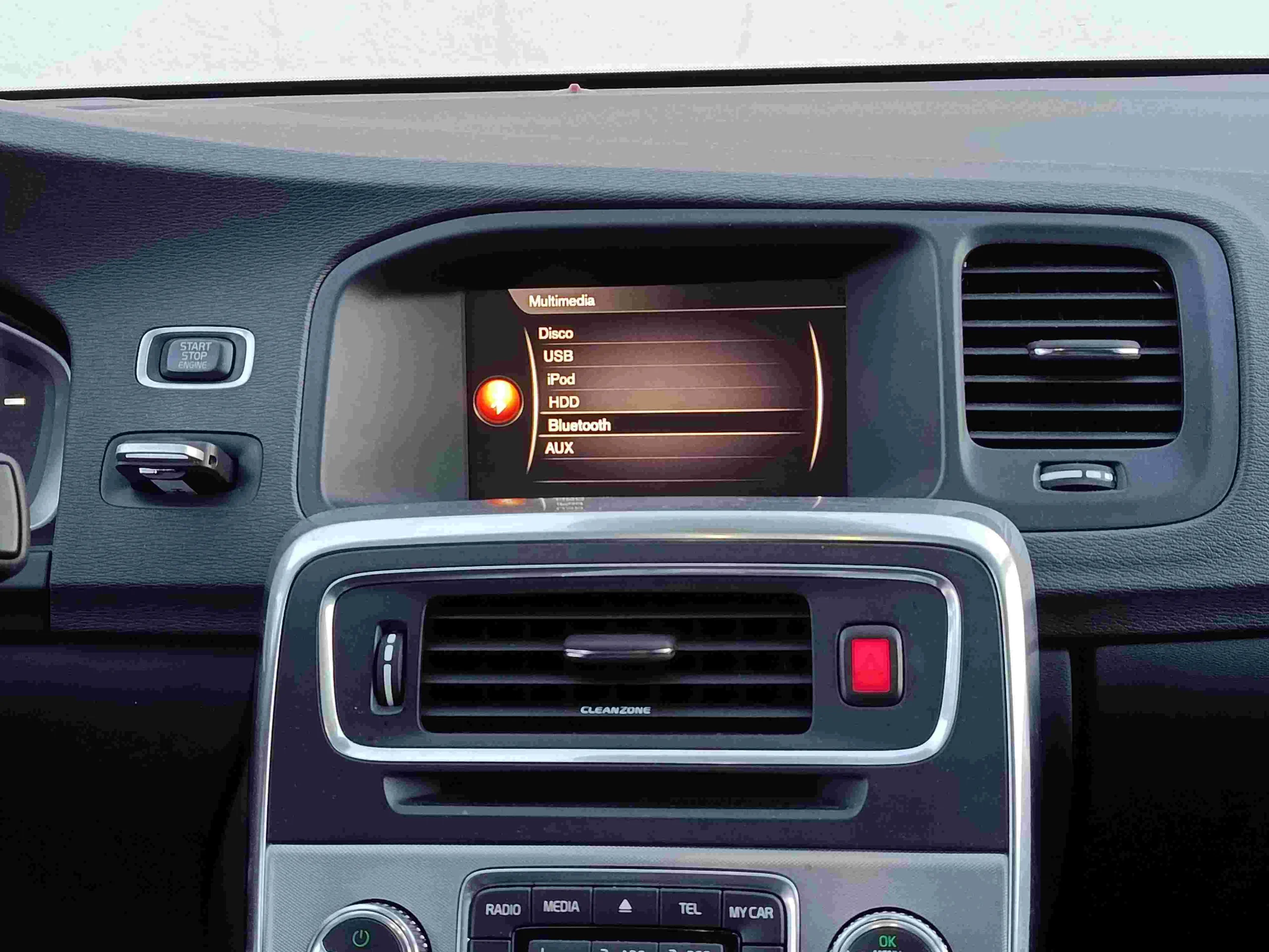 Volvo S60 D3 MOMENTUM  AUT - Foto 8