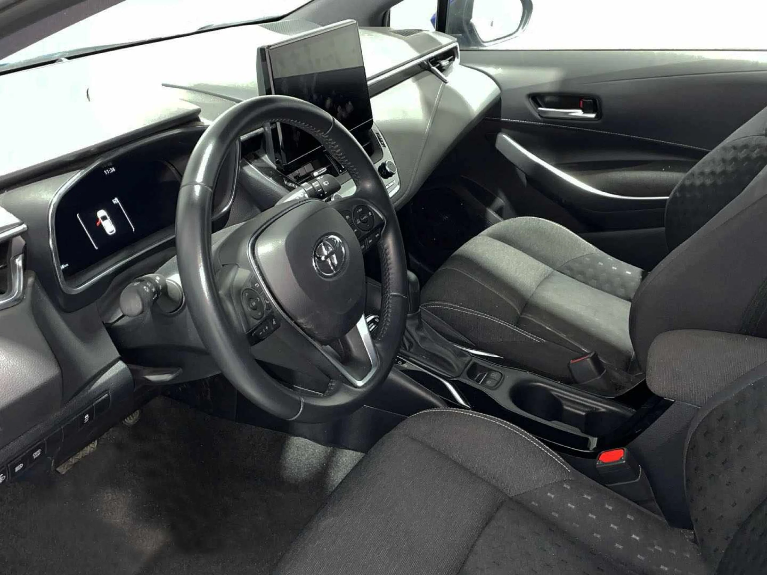 Toyota Corolla 140H Active Plus - Foto 11