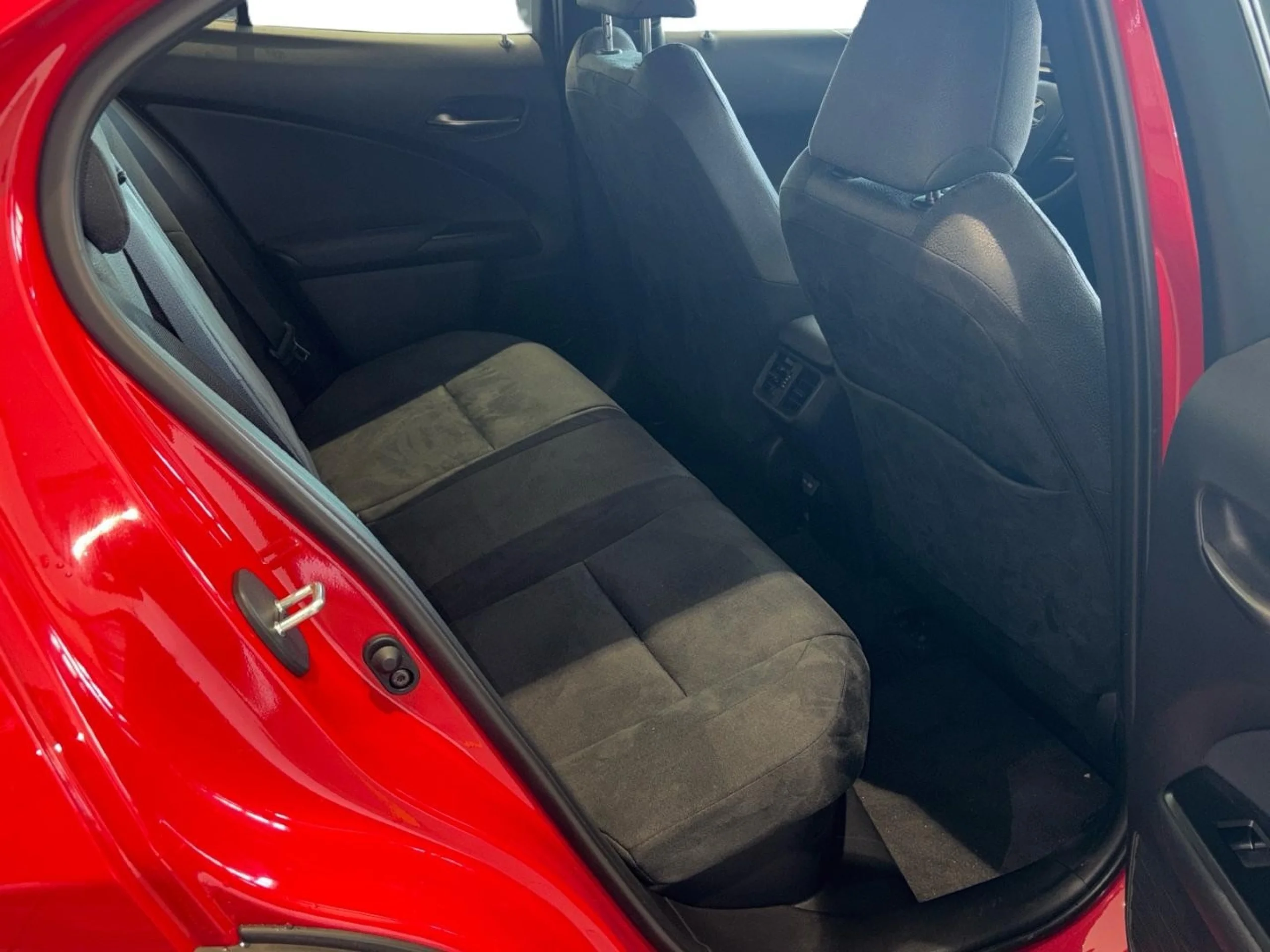 Lexus UX300h UX+ - Foto 6
