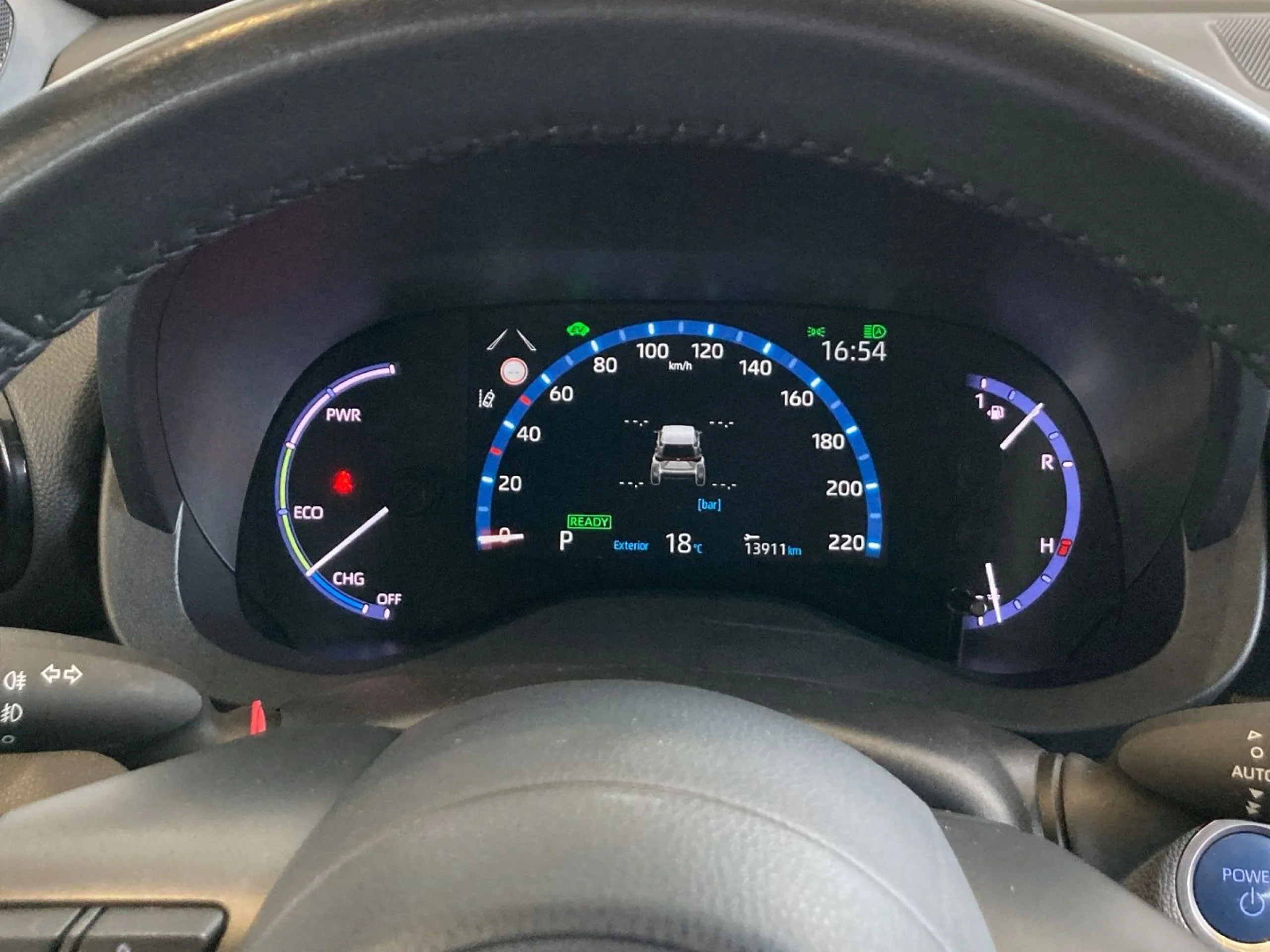 Toyota Yaris Cross 120H Active Tech + Pack Confort - Foto 9