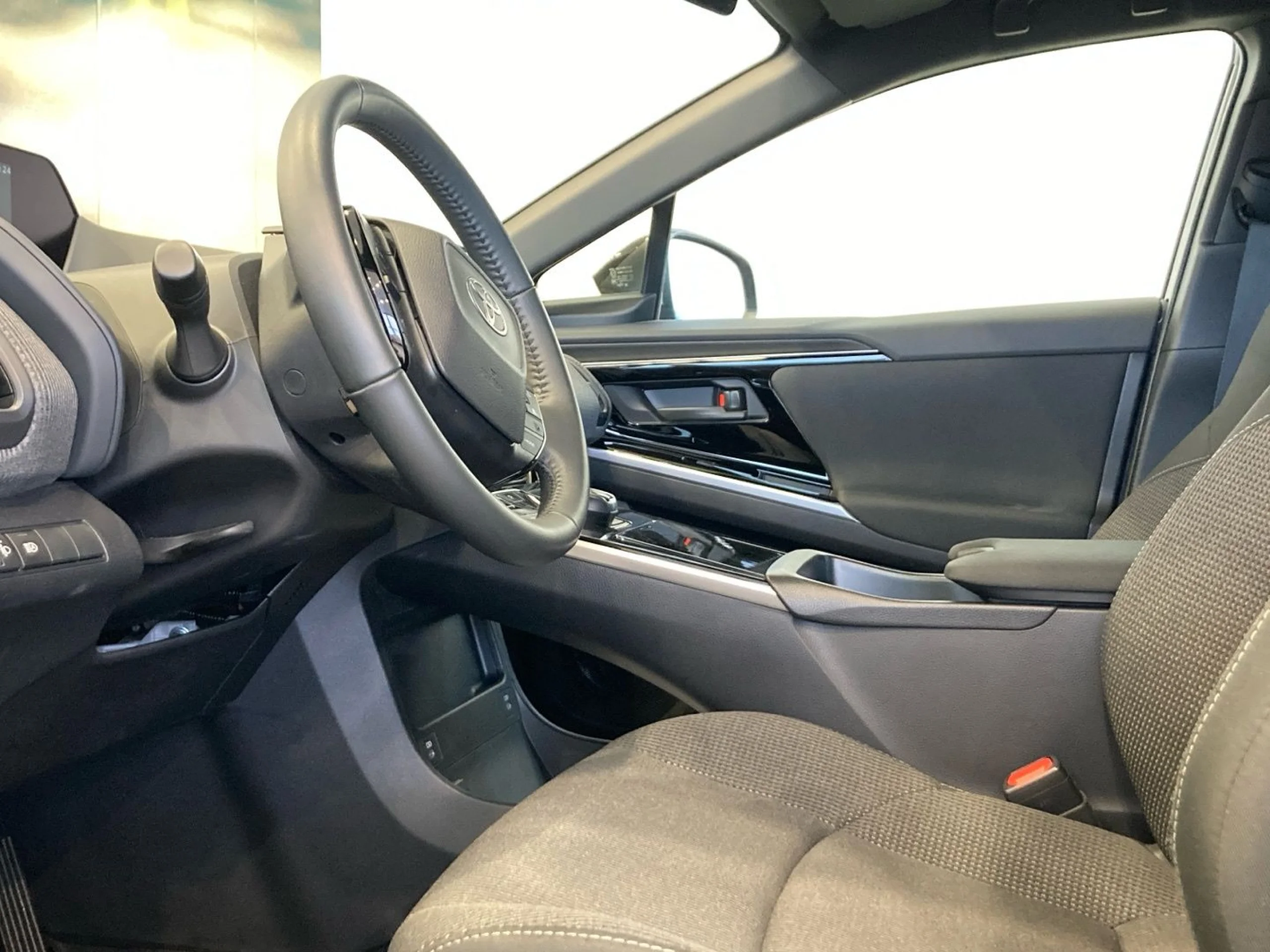 Toyota Bz4x 200E 4x2 Advance - Foto 13